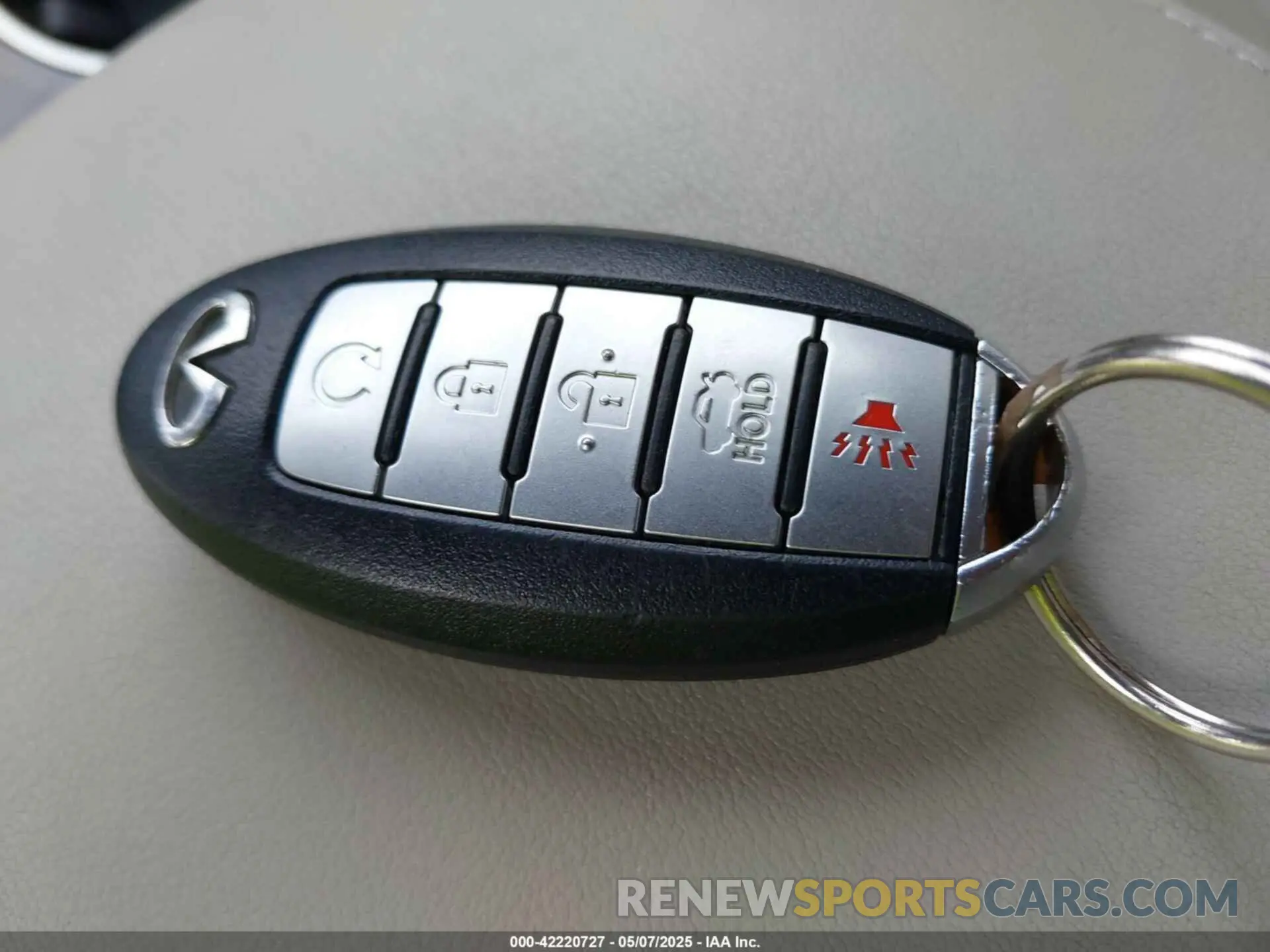 11 Photograph of a damaged car JN1EV7AR5KM552685 INFINITI Q50 2019