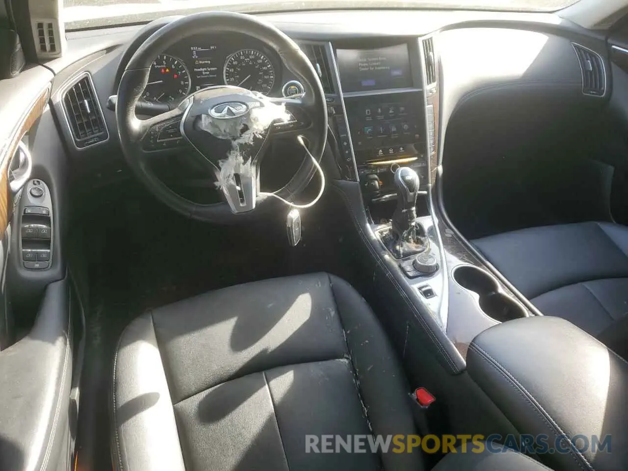 8 Photograph of a damaged car JN1EV7AR5KM556171 INFINITI Q50 2019