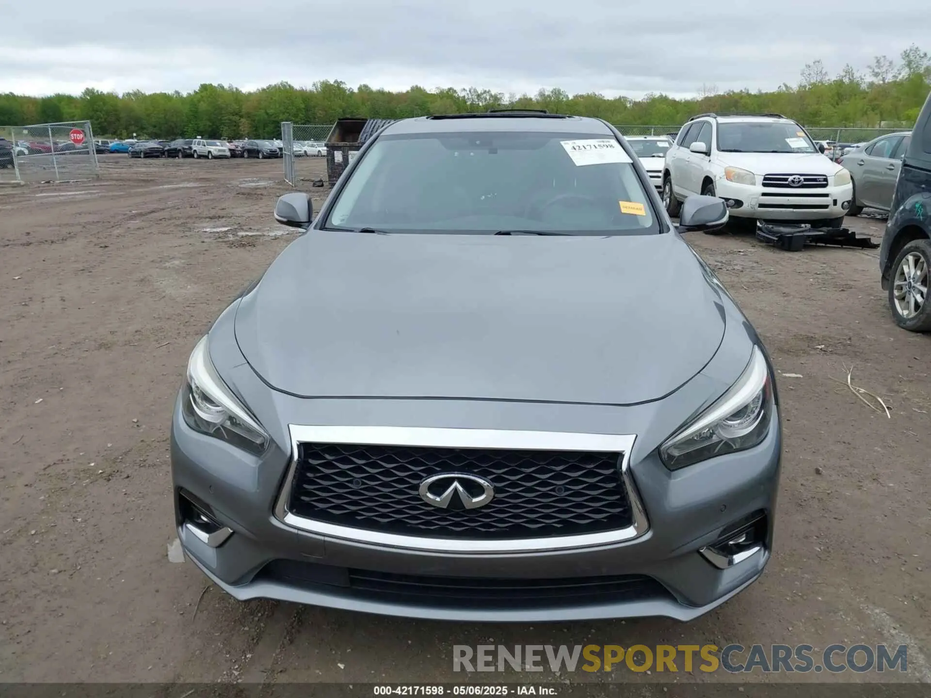12 Photograph of a damaged car JN1EV7AR6KM550265 INFINITI Q50 2019