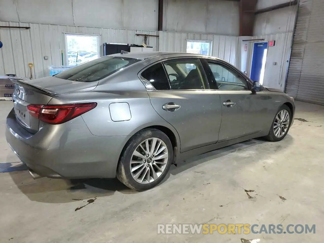 3 Photograph of a damaged car JN1EV7AR6KM590488 INFINITI Q50 2019