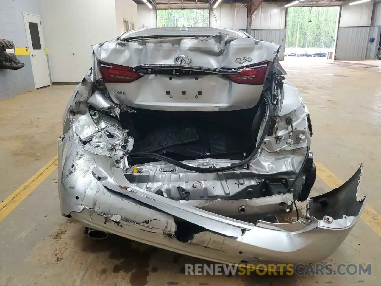 6 Photograph of a damaged car JN1EV7AR6KM592080 INFINITI Q50 2019