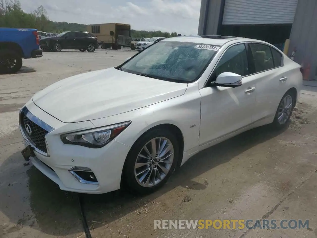 1 Photograph of a damaged car JN1EV7AR7KM552316 INFINITI Q50 2019