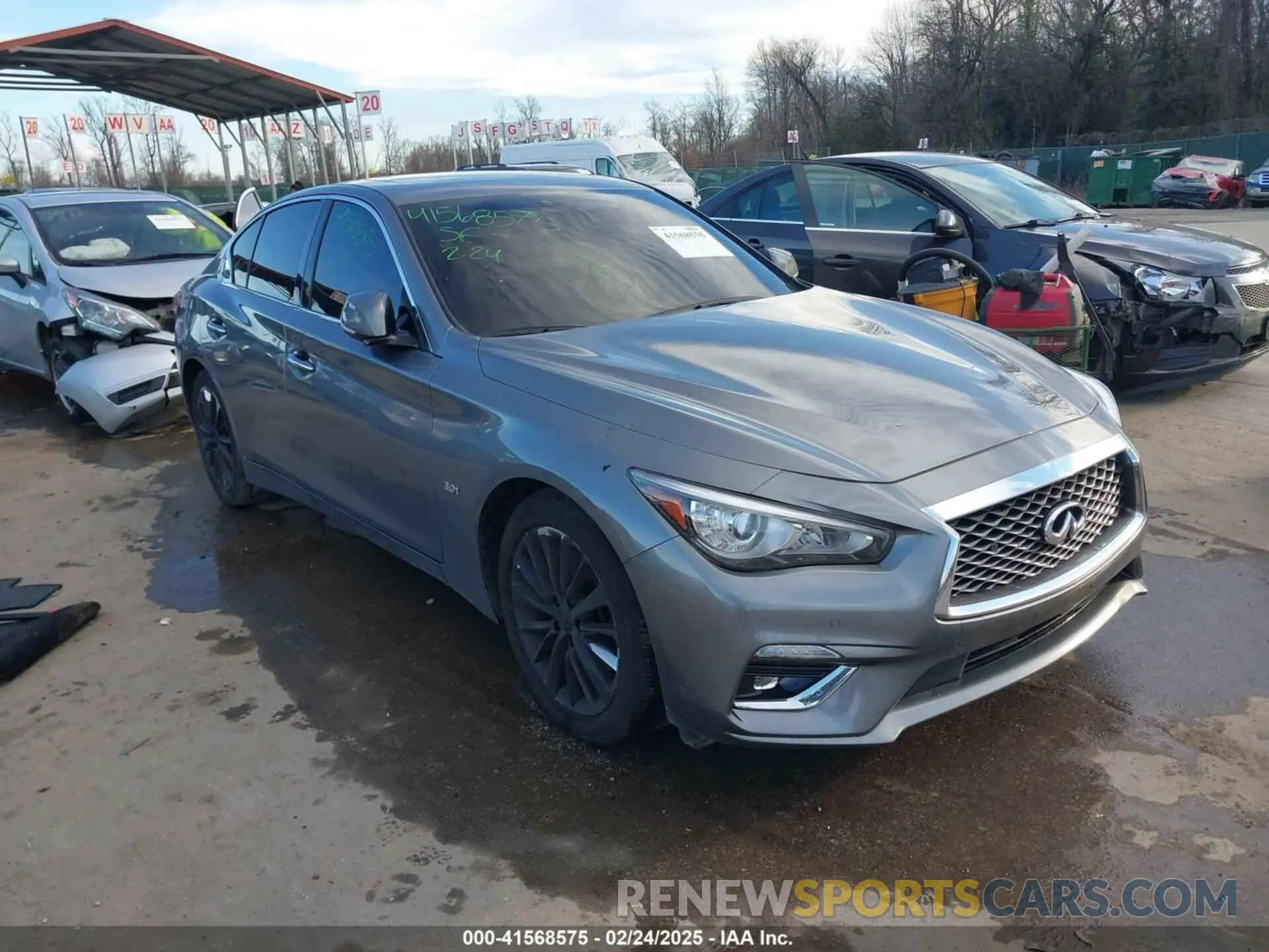 1 Photograph of a damaged car JN1EV7AR7KM559508 INFINITI Q50 2019