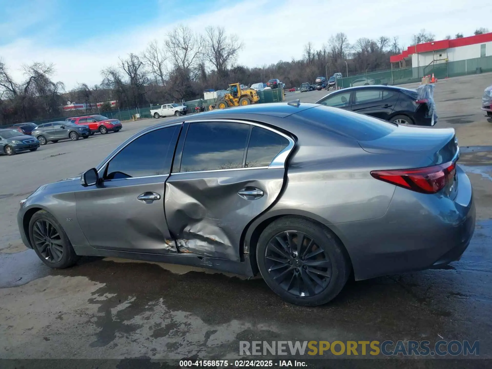 13 Photograph of a damaged car JN1EV7AR7KM559508 INFINITI Q50 2019