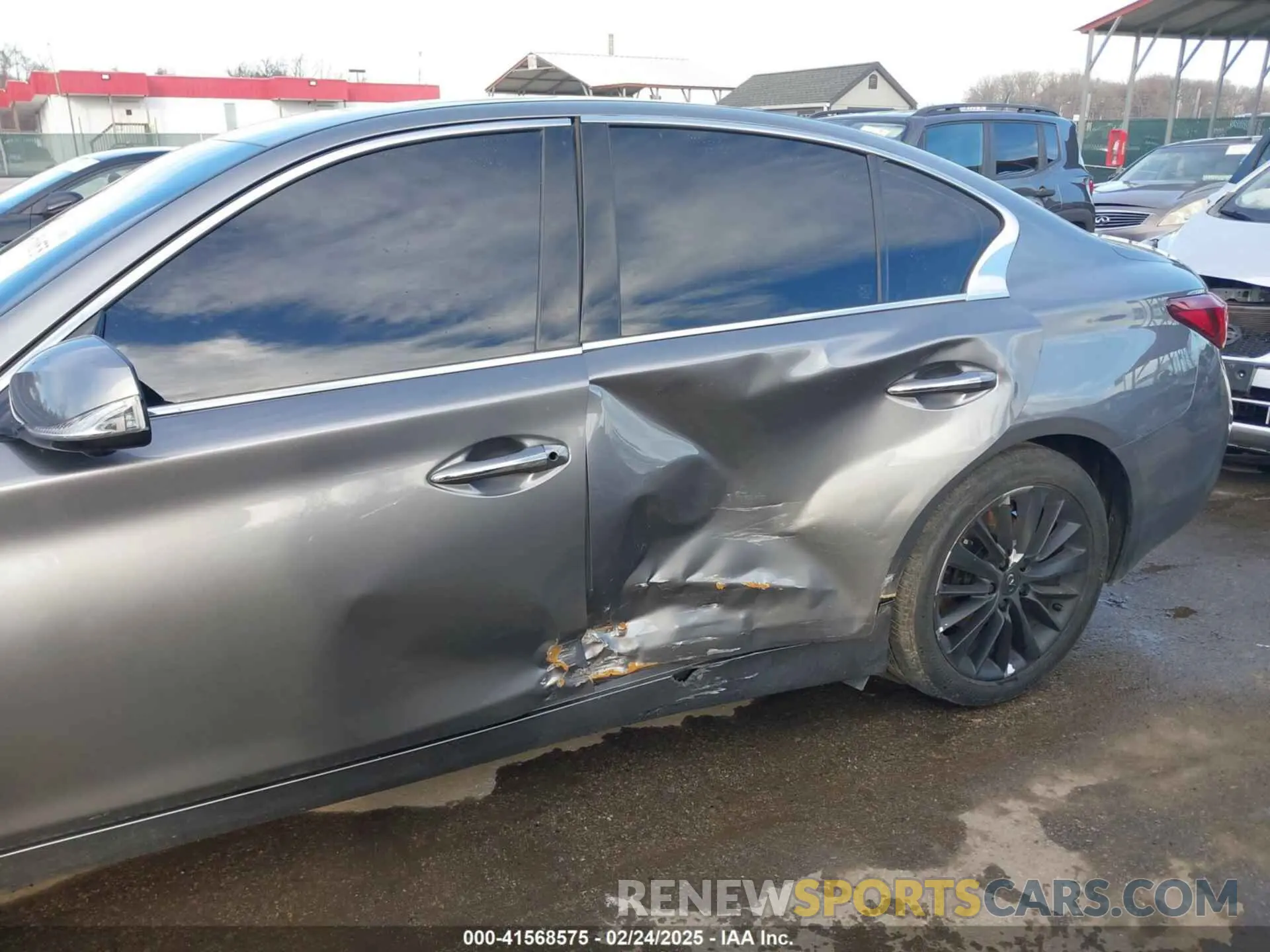 6 Photograph of a damaged car JN1EV7AR7KM559508 INFINITI Q50 2019