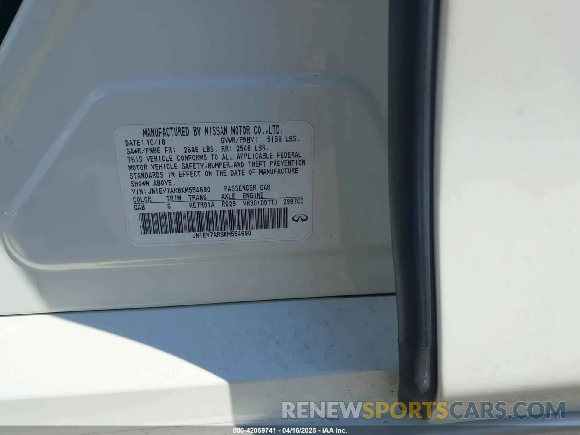 9 Photograph of a damaged car JN1EV7AR8KM554690 INFINITI Q50 2019