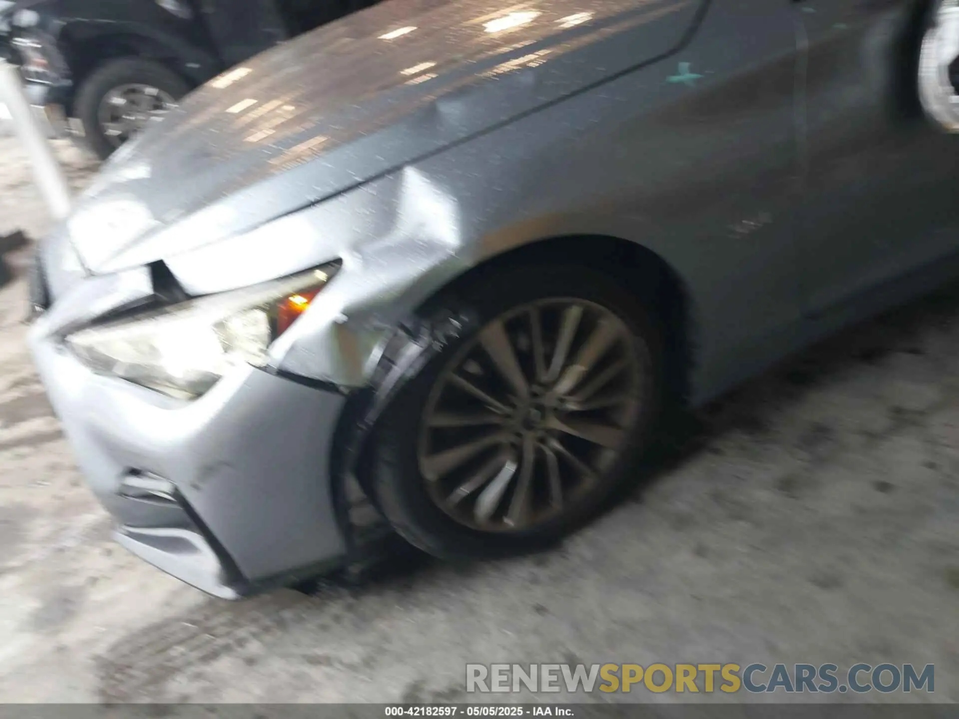 6 Photograph of a damaged car JN1EV7AR8KM555175 INFINITI Q50 2019