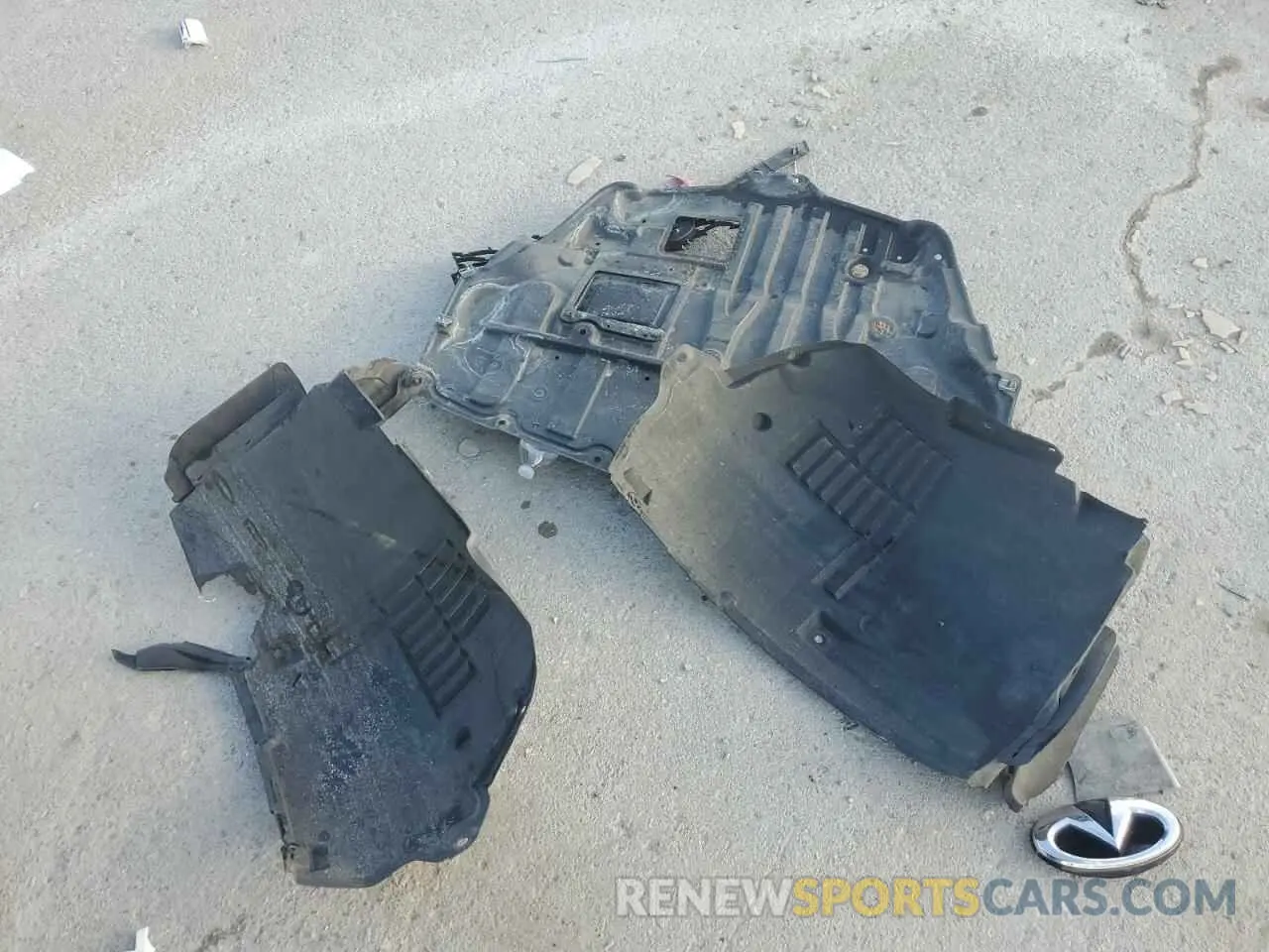 12 Photograph of a damaged car JN1EV7AR8KM555774 INFINITI Q50 2019