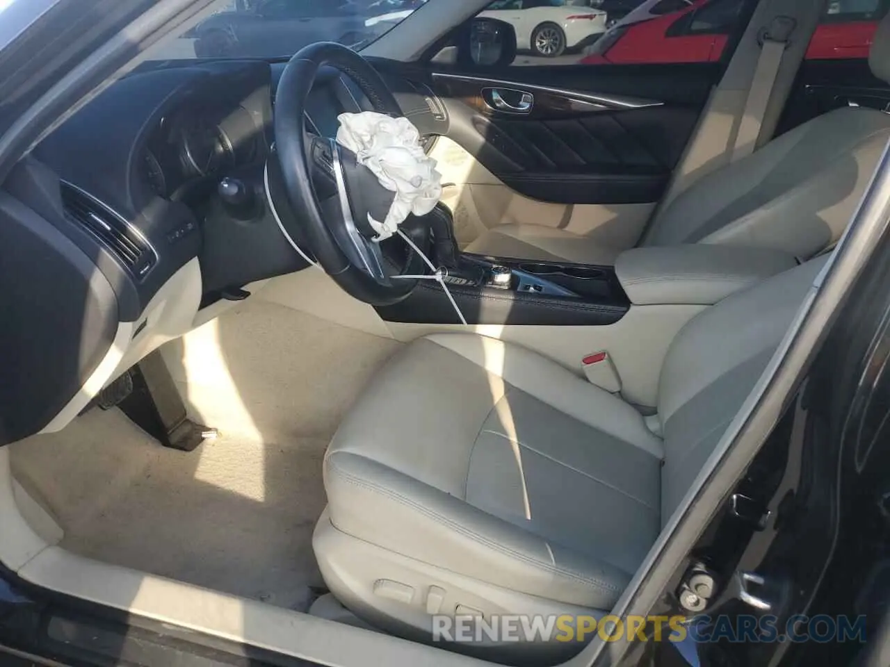 7 Photograph of a damaged car JN1EV7AR8KM555774 INFINITI Q50 2019