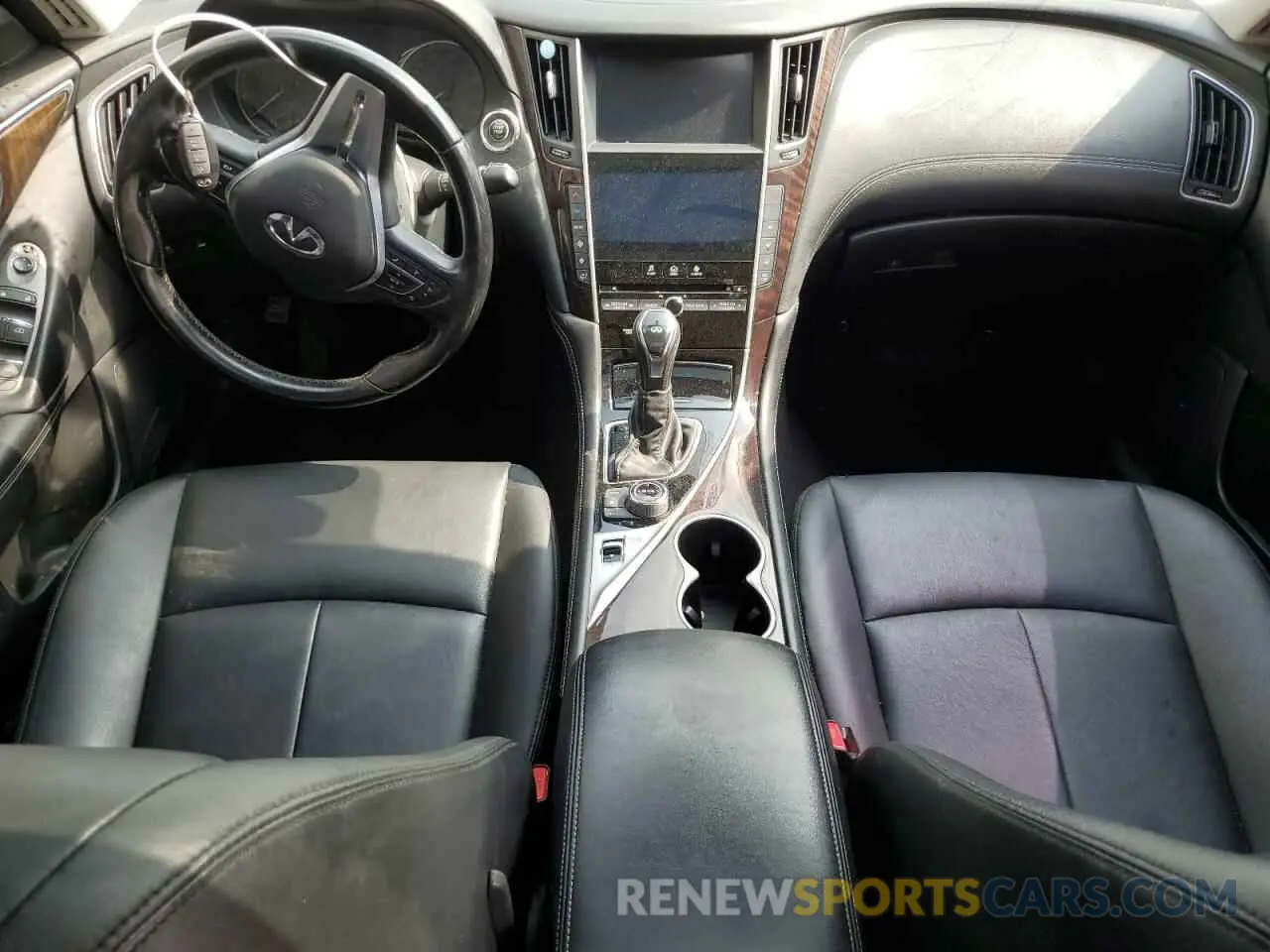 8 Photograph of a damaged car JN1EV7AR8KM559128 INFINITI Q50 2019