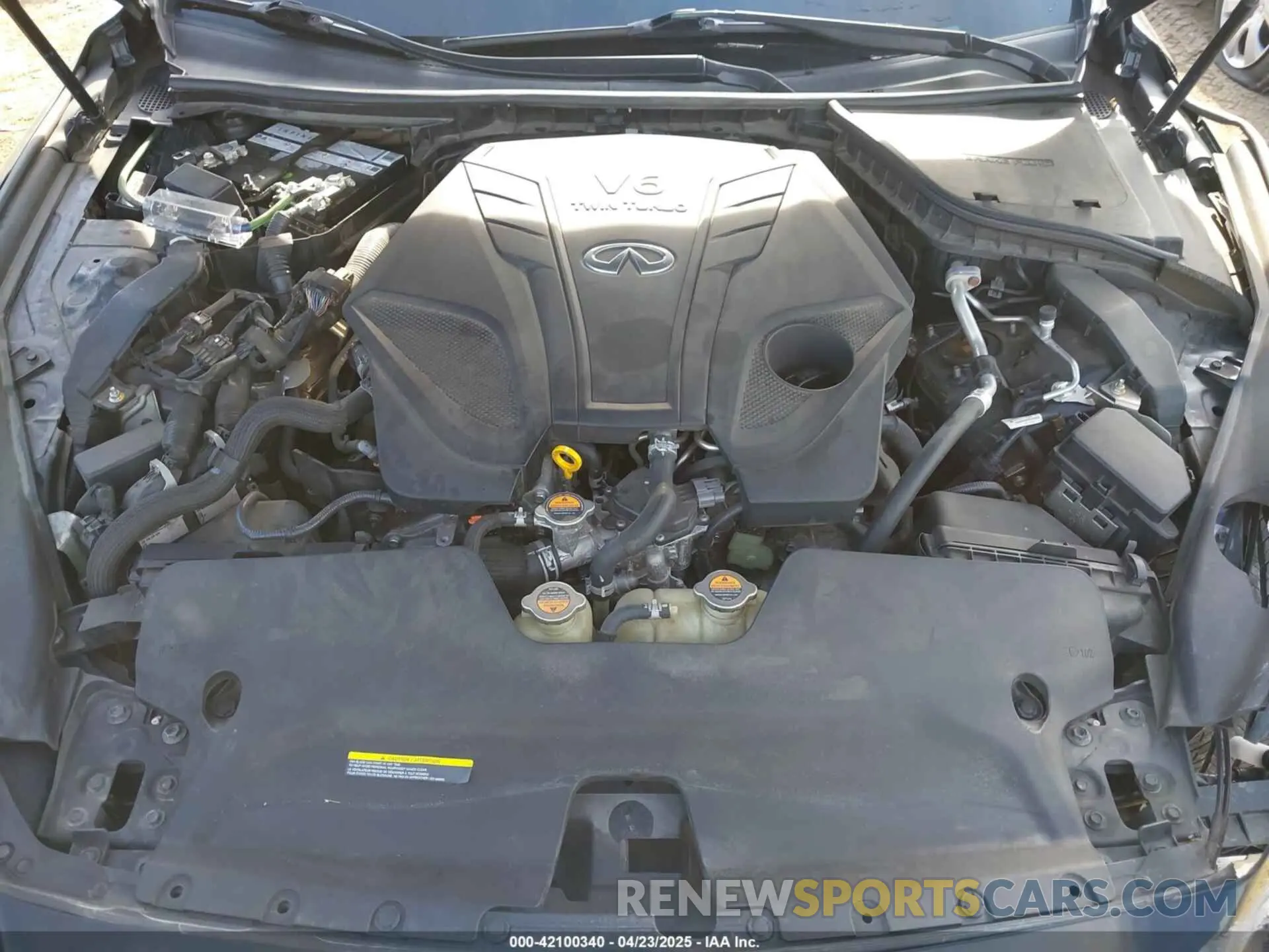 10 Photograph of a damaged car JN1EV7AR8KM590539 INFINITI Q50 2019