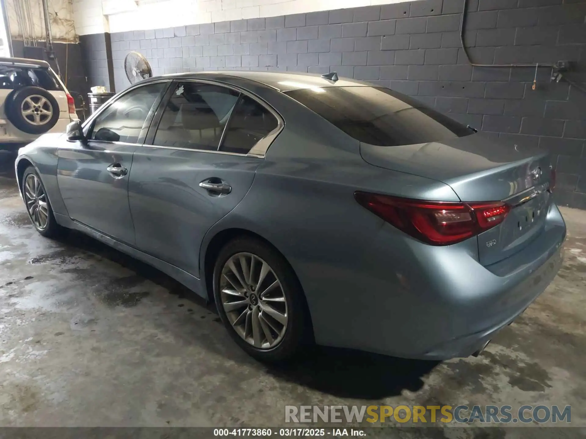 3 Photograph of a damaged car JN1EV7AR8KM591111 INFINITI Q50 2019