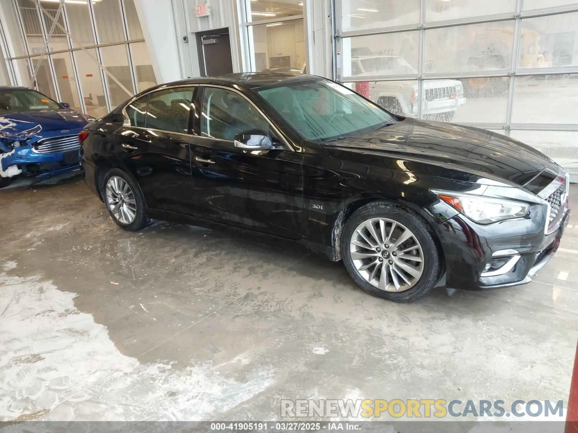1 Photograph of a damaged car JN1EV7AR9KM559543 INFINITI Q50 2019