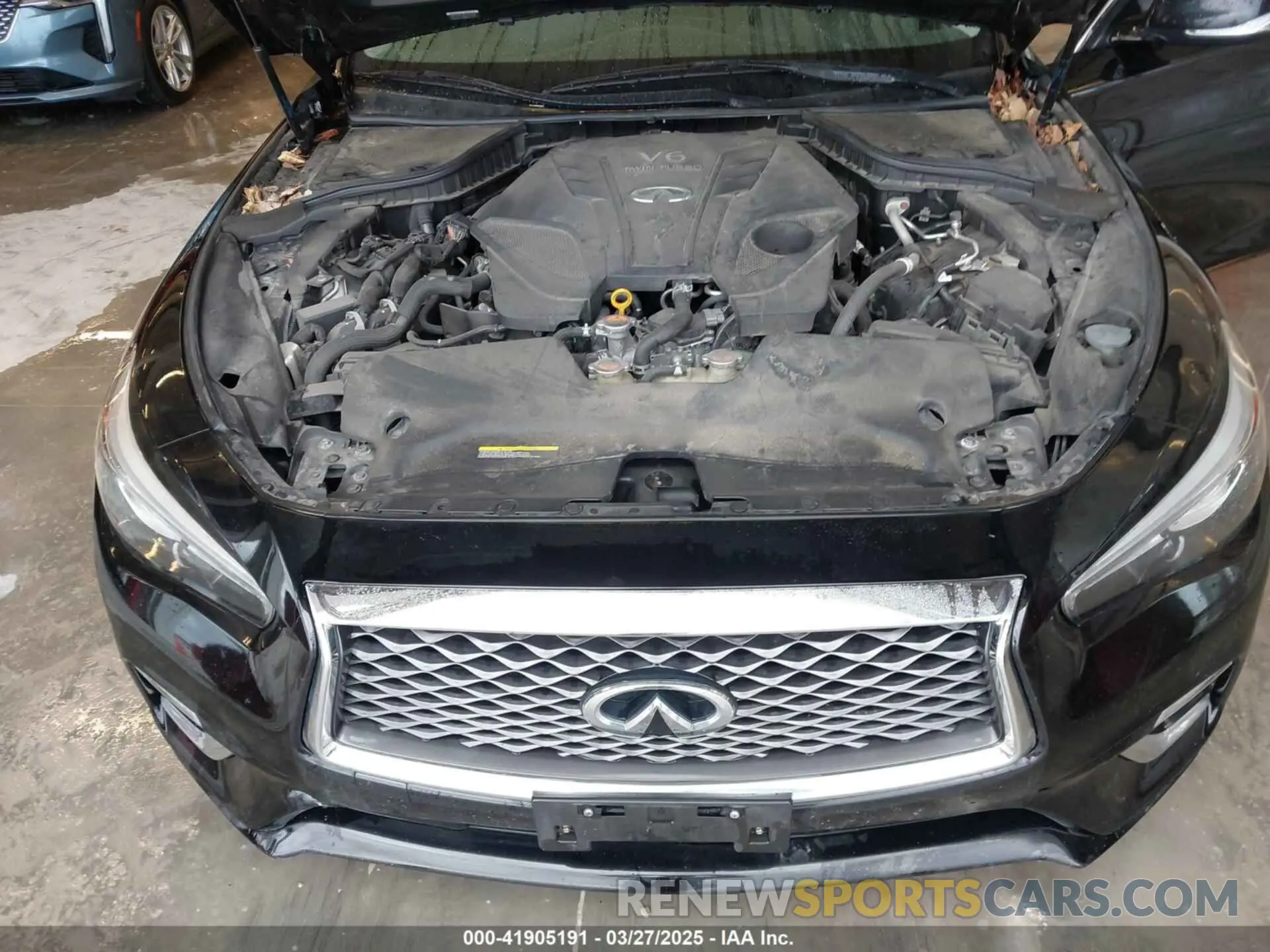 10 Photograph of a damaged car JN1EV7AR9KM559543 INFINITI Q50 2019