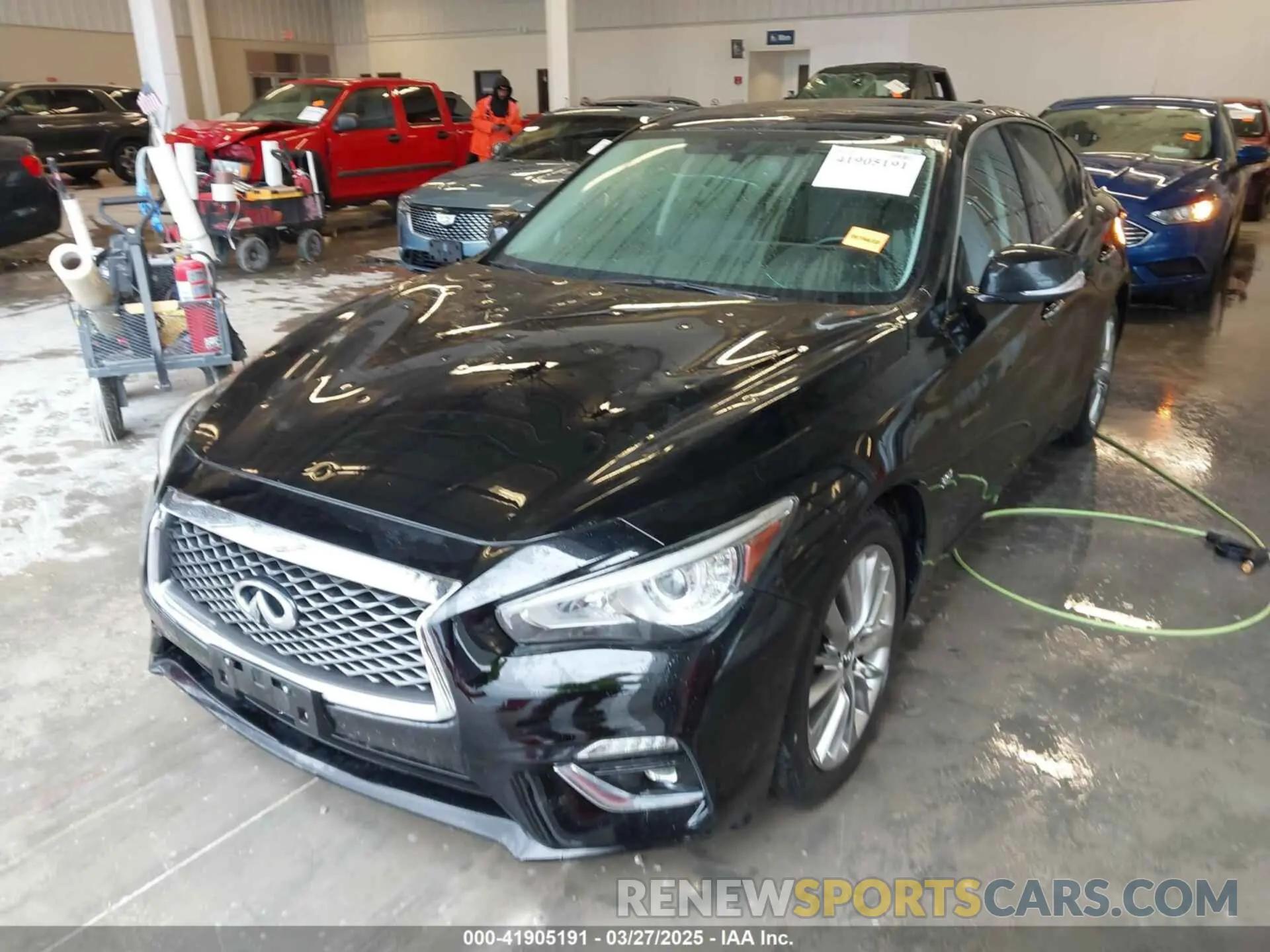 2 Photograph of a damaged car JN1EV7AR9KM559543 INFINITI Q50 2019