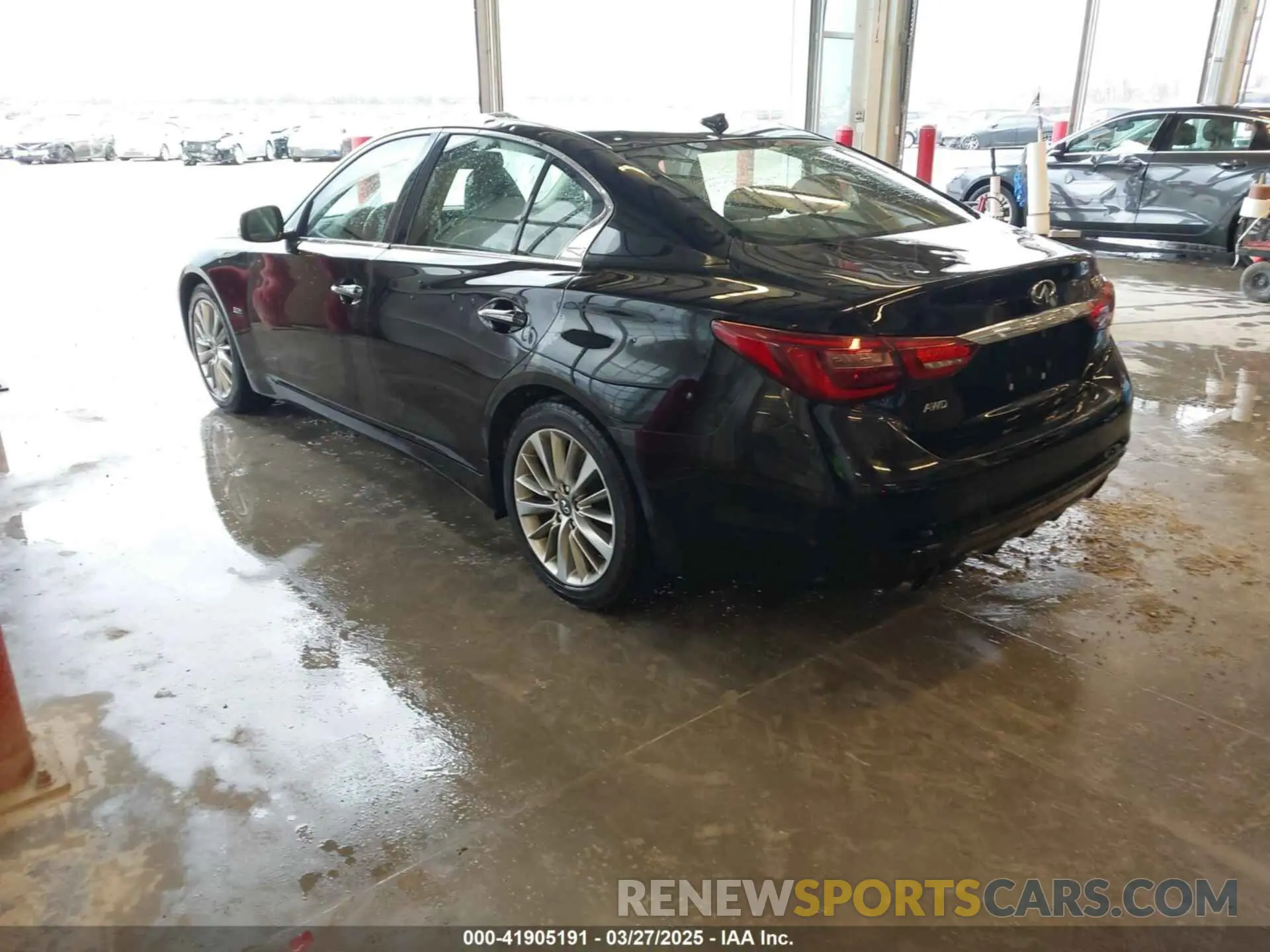 3 Photograph of a damaged car JN1EV7AR9KM559543 INFINITI Q50 2019