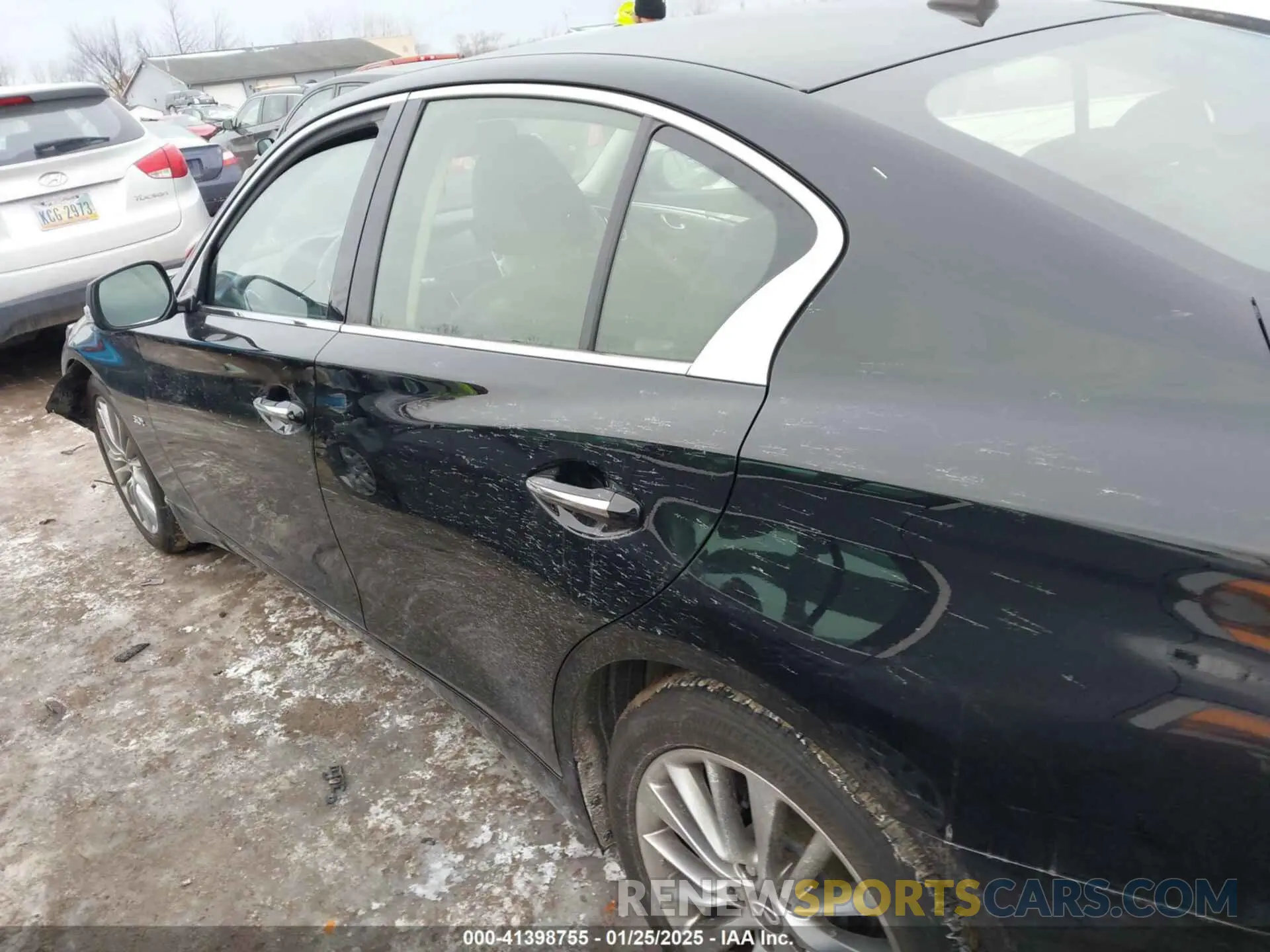 14 Photograph of a damaged car JN1EV7AR9KM593207 INFINITI Q50 2019