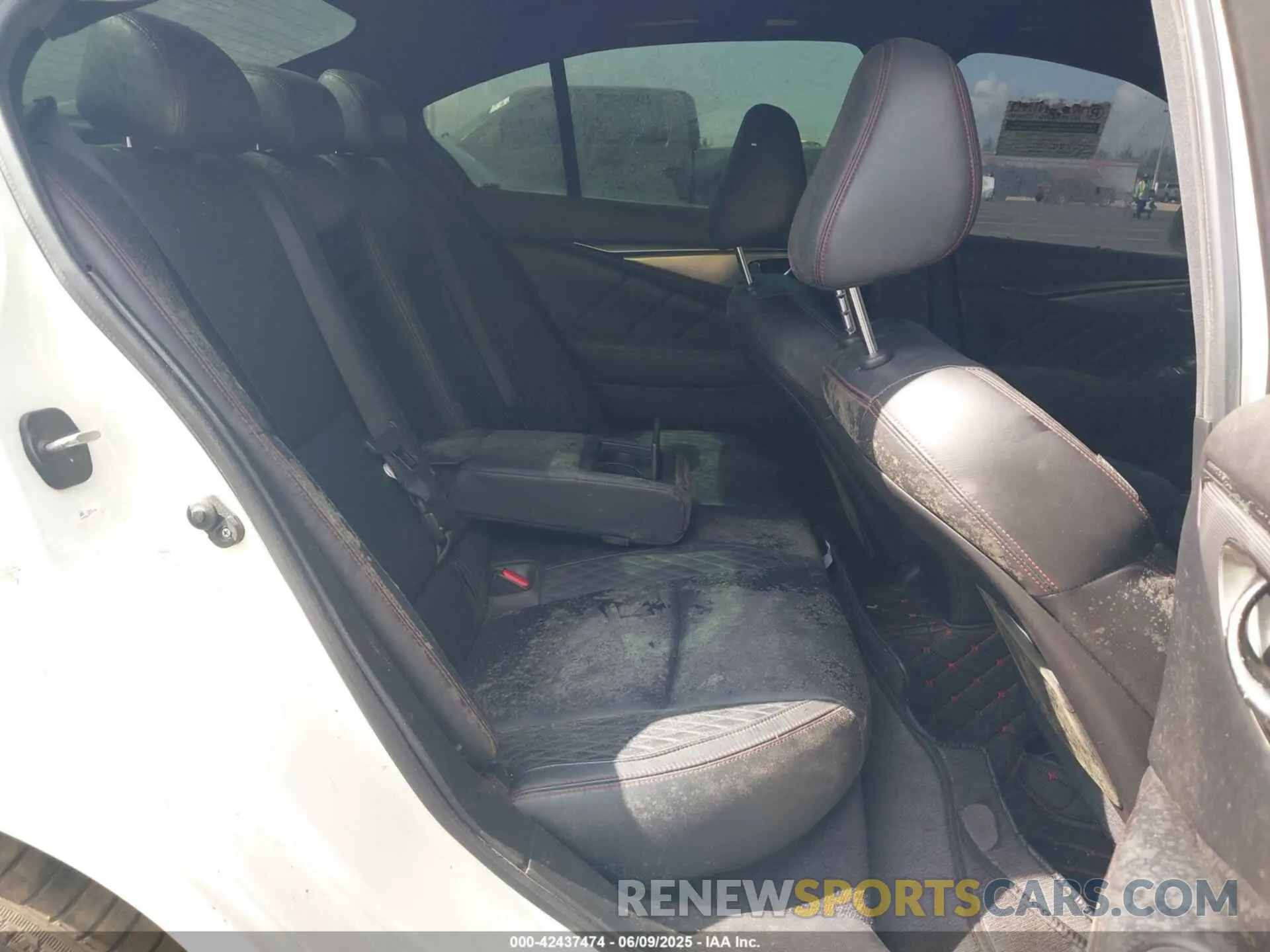 8 Photograph of a damaged car JN1FV7AP4KM760365 INFINITI Q50 2019
