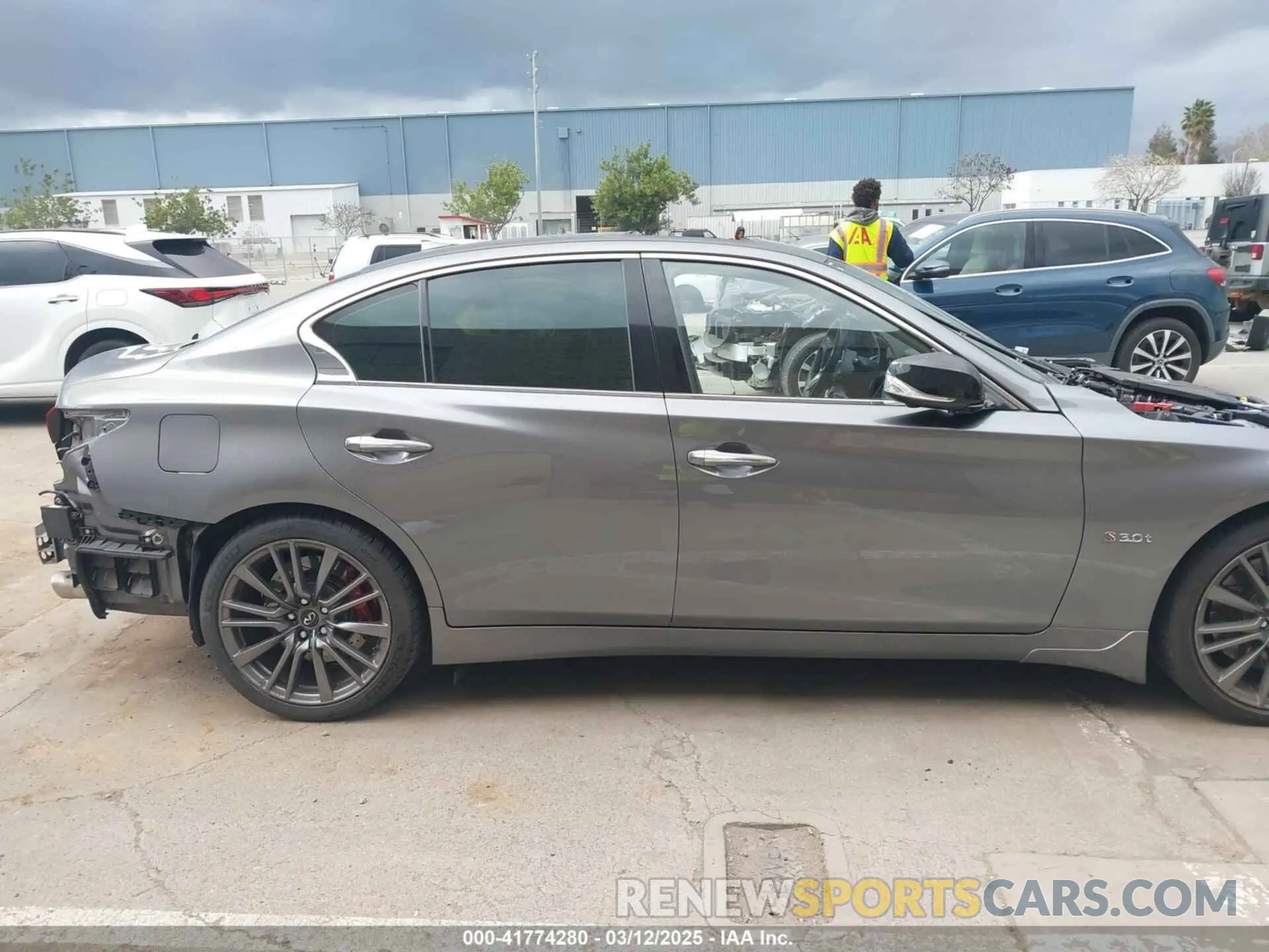 12 Photograph of a damaged car JN1FV7AP4KM760849 INFINITI Q50 2019