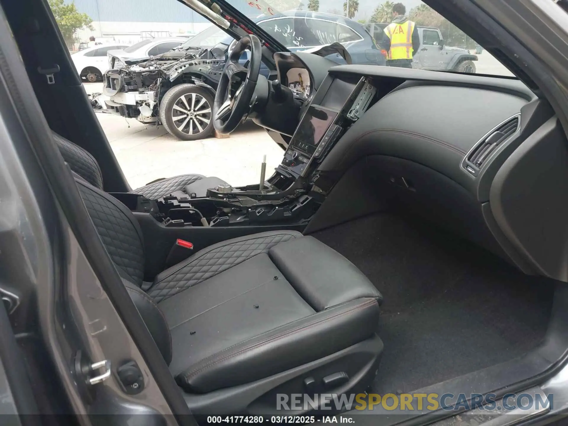 5 Photograph of a damaged car JN1FV7AP4KM760849 INFINITI Q50 2019