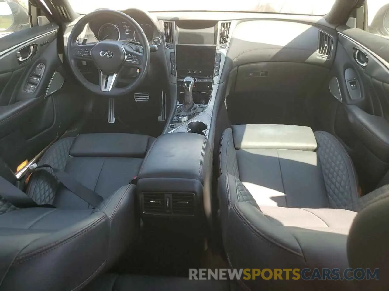 8 Photograph of a damaged car JN1FV7AP5KM760097 INFINITI Q50 2019