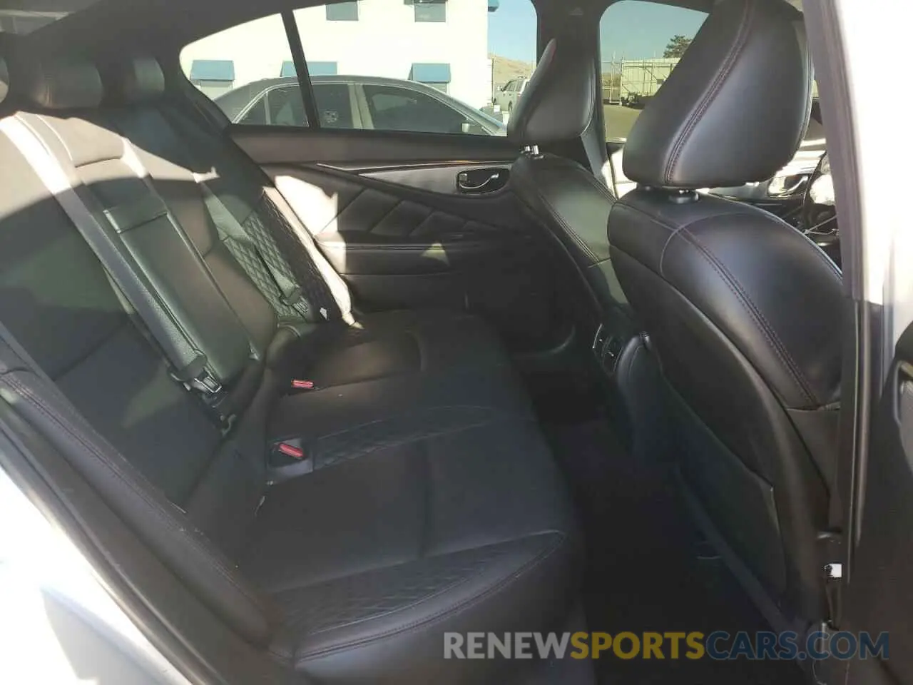 11 Photograph of a damaged car JN1FV7AP6KM761064 INFINITI Q50 2019