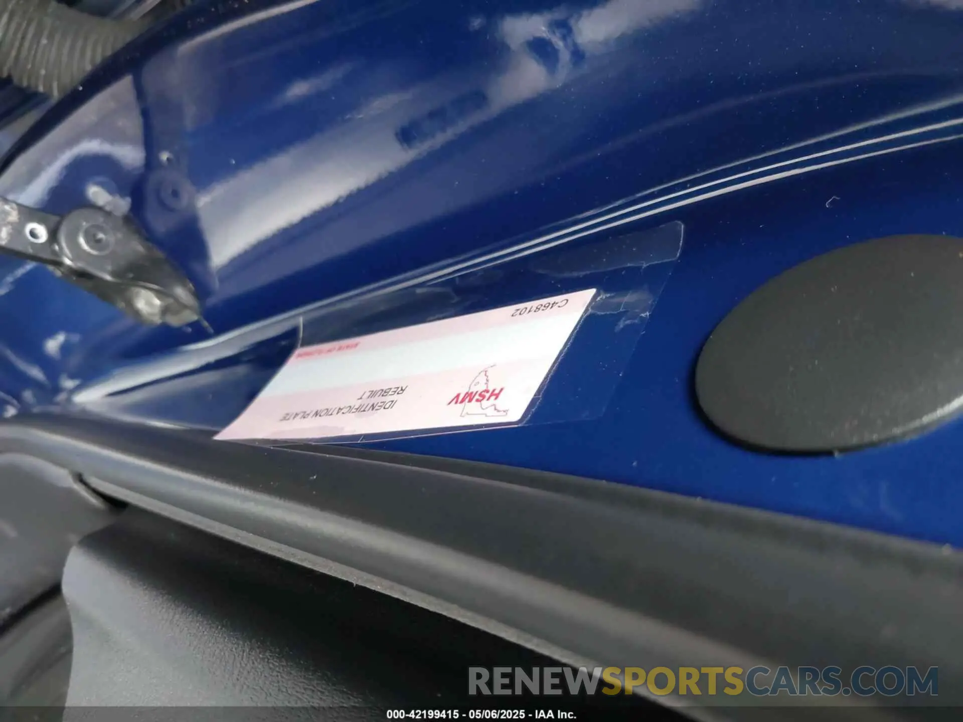 17 Photograph of a damaged car JN1FV7AP7KM760070 INFINITI Q50 2019