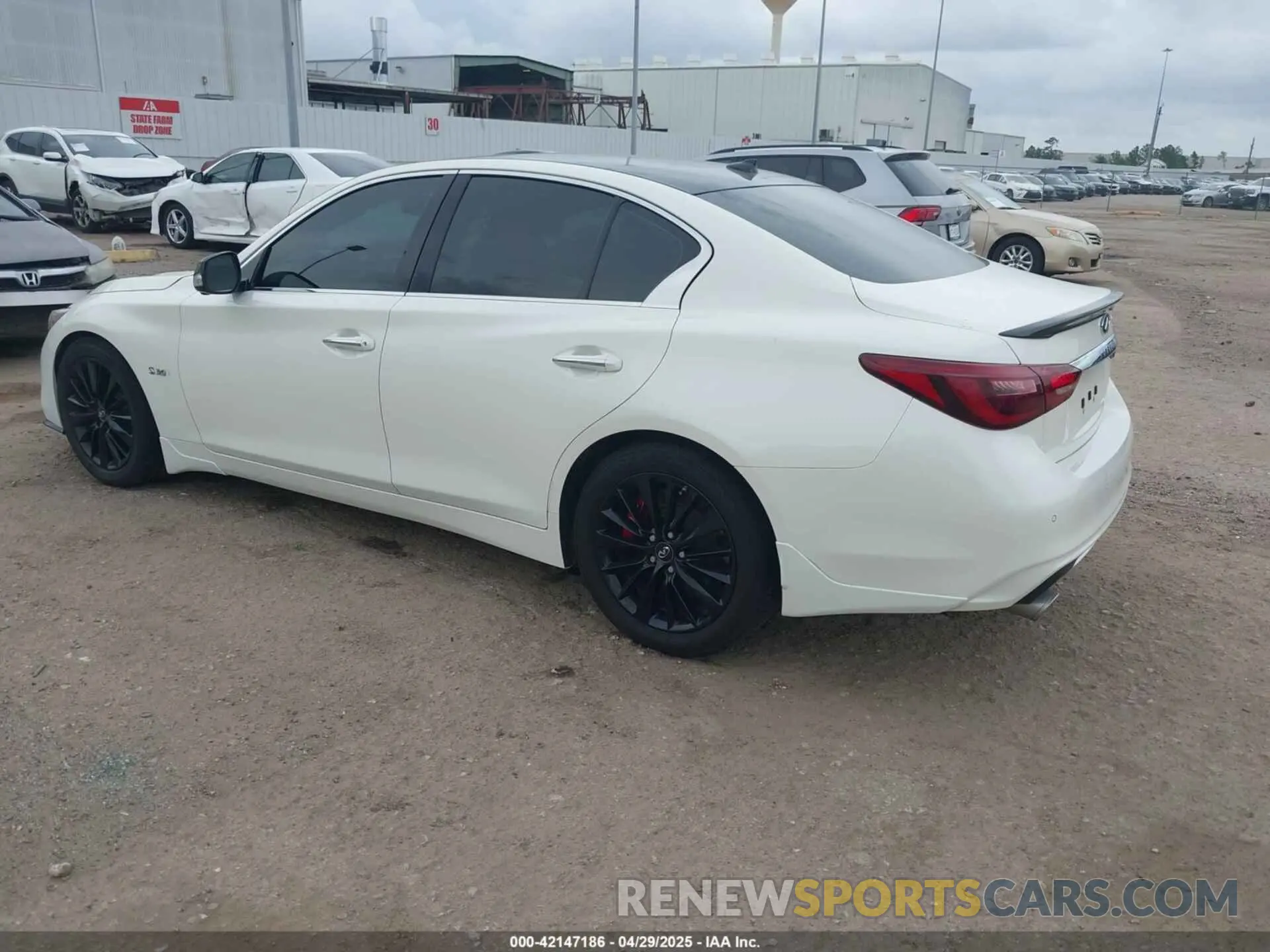 3 Photograph of a damaged car JN1FV7AP8KM760644 INFINITI Q50 2019