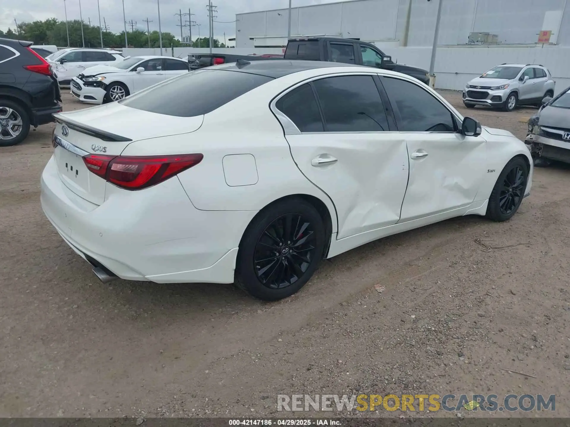 4 Photograph of a damaged car JN1FV7AP8KM760644 INFINITI Q50 2019