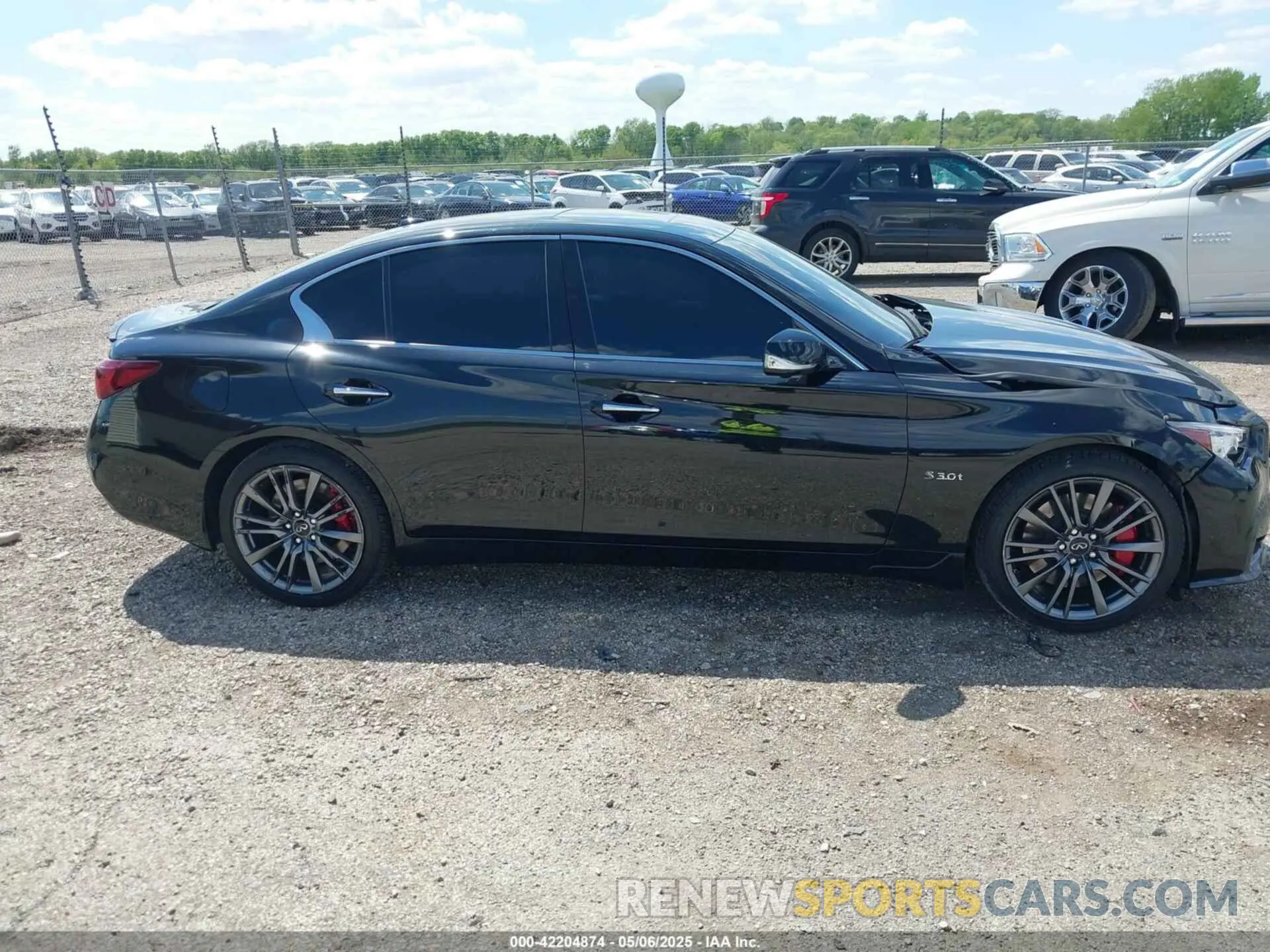 13 Photograph of a damaged car JN1FV7AR0KM830168 INFINITI Q50 2019