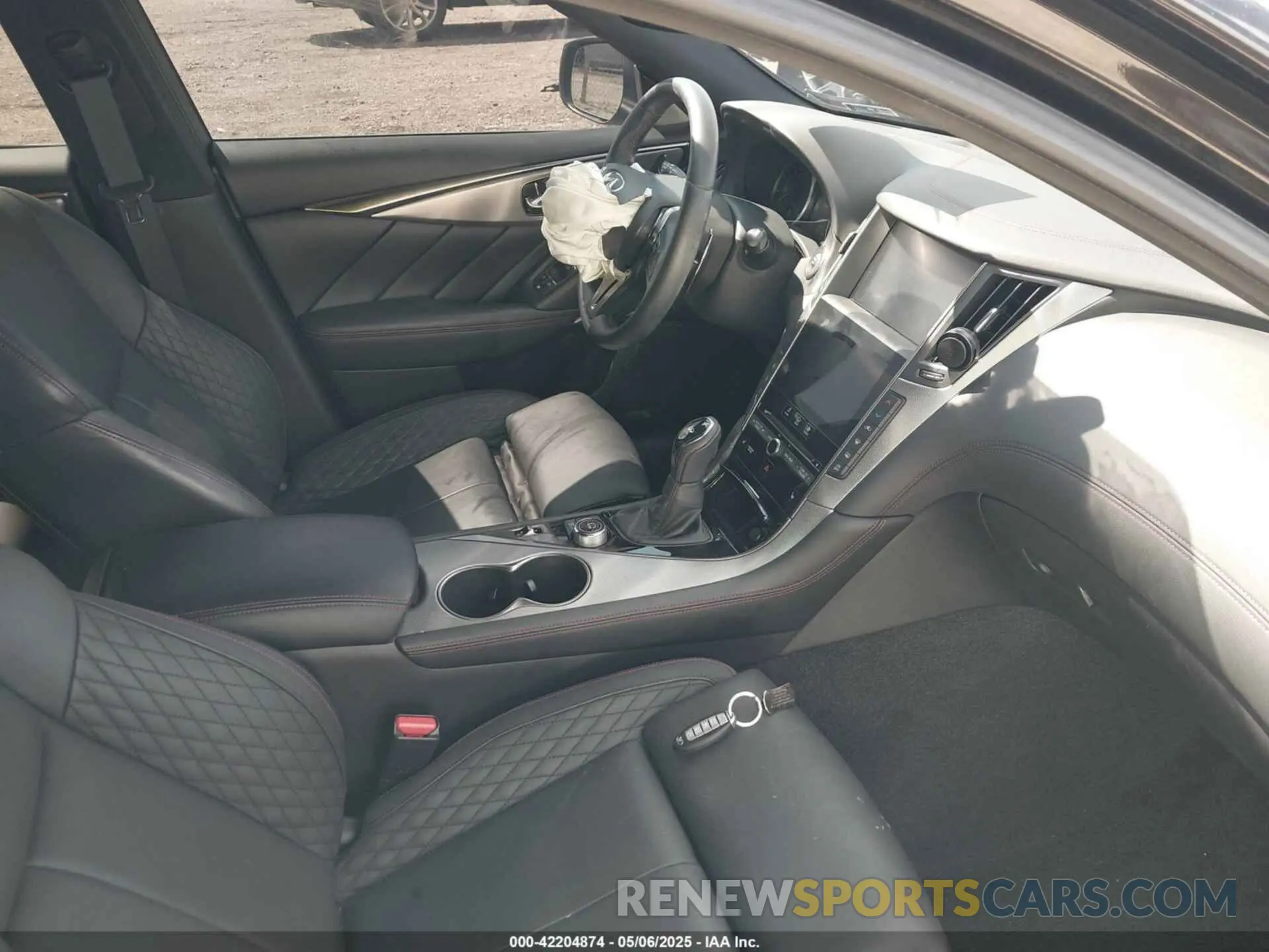 5 Photograph of a damaged car JN1FV7AR0KM830168 INFINITI Q50 2019