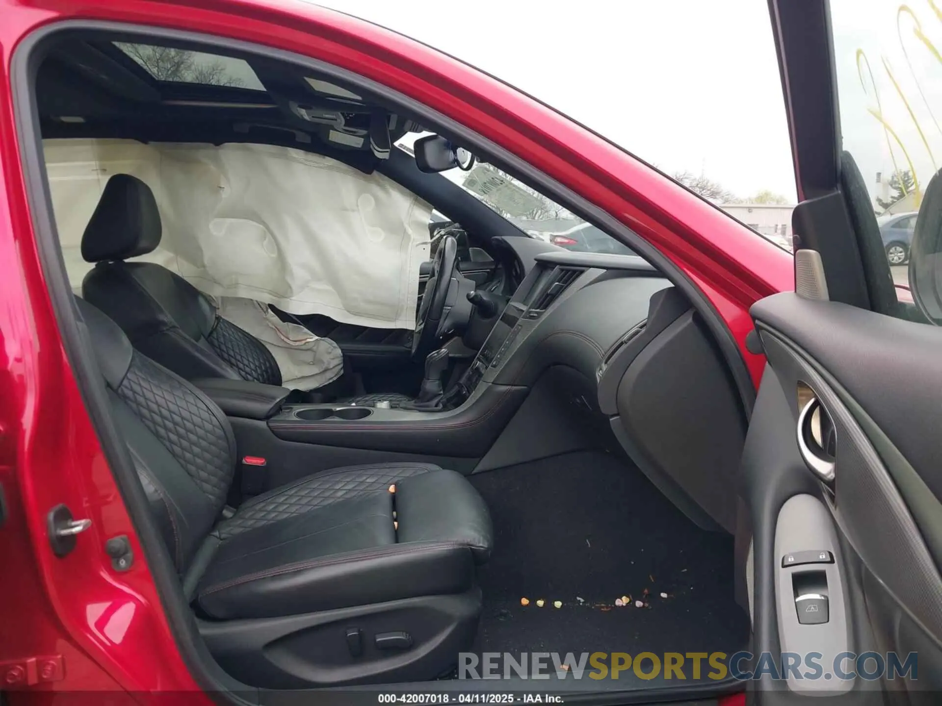 5 Photograph of a damaged car JN1FV7AR2KM800086 INFINITI Q50 2019