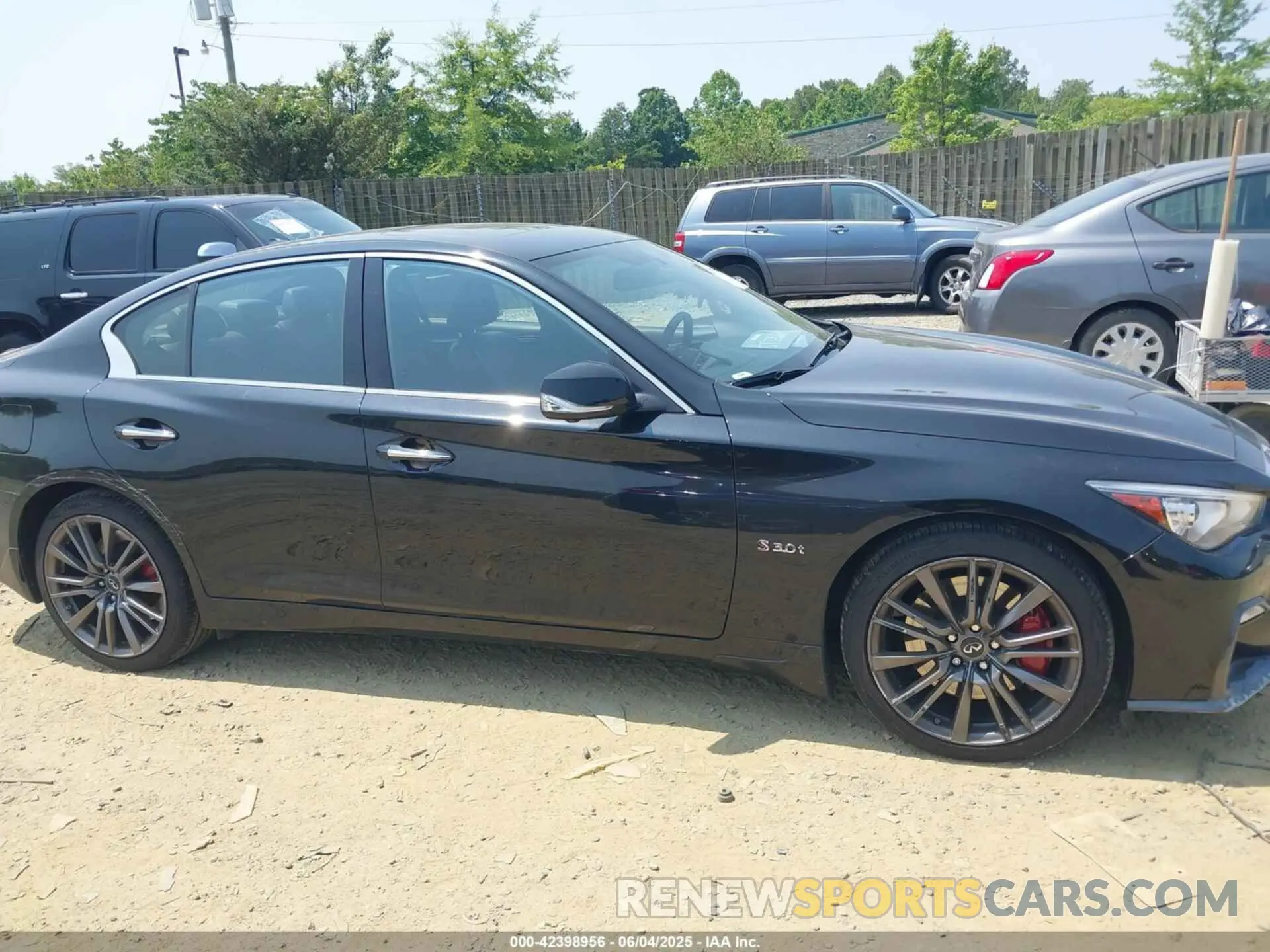 14 Photograph of a damaged car JN1FV7AR3KM800579 INFINITI Q50 2019