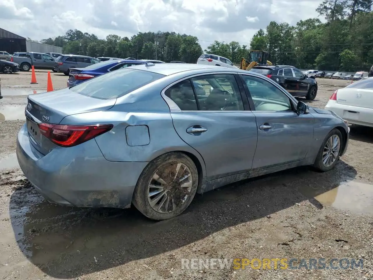 3 Photograph of a damaged car JN1EV7AP0LM207550 INFINITI Q50 2020