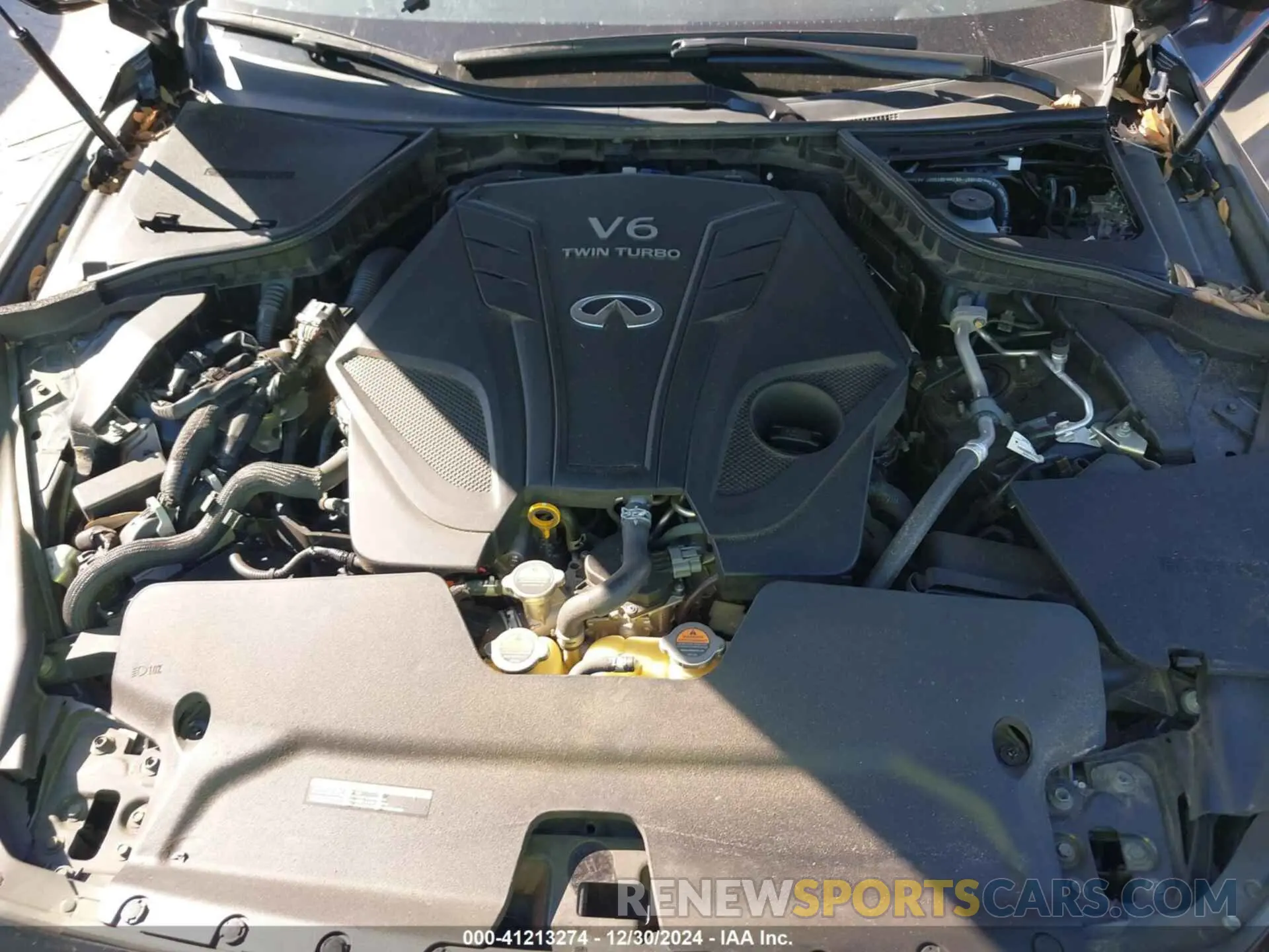 10 Photograph of a damaged car JN1EV7AP0LM208505 INFINITI Q50 2020