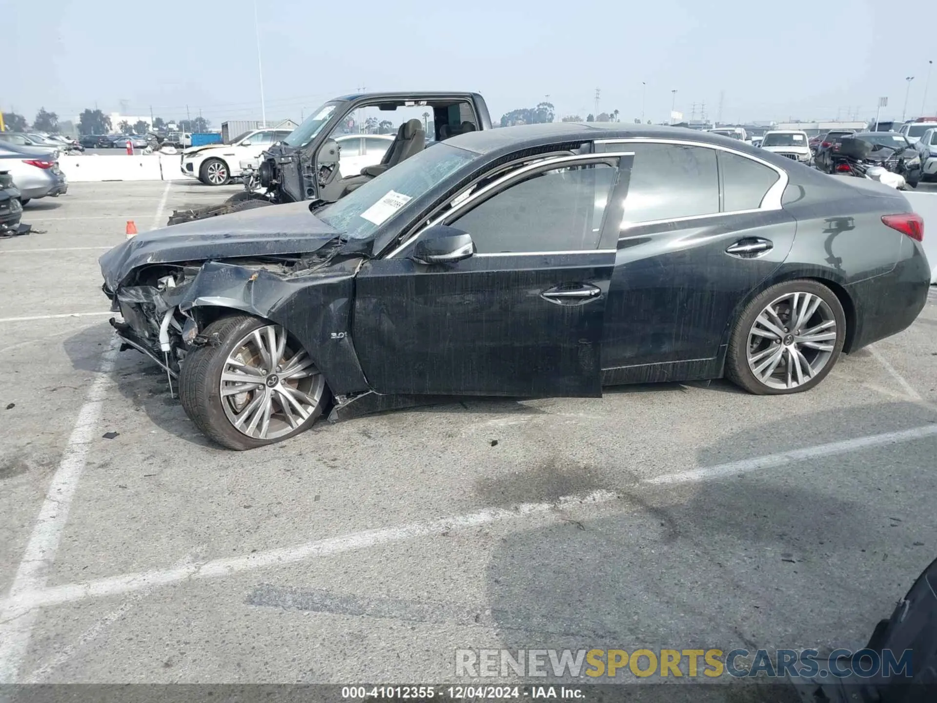 14 Photograph of a damaged car JN1EV7AP1LM200977 INFINITI Q50 2020
