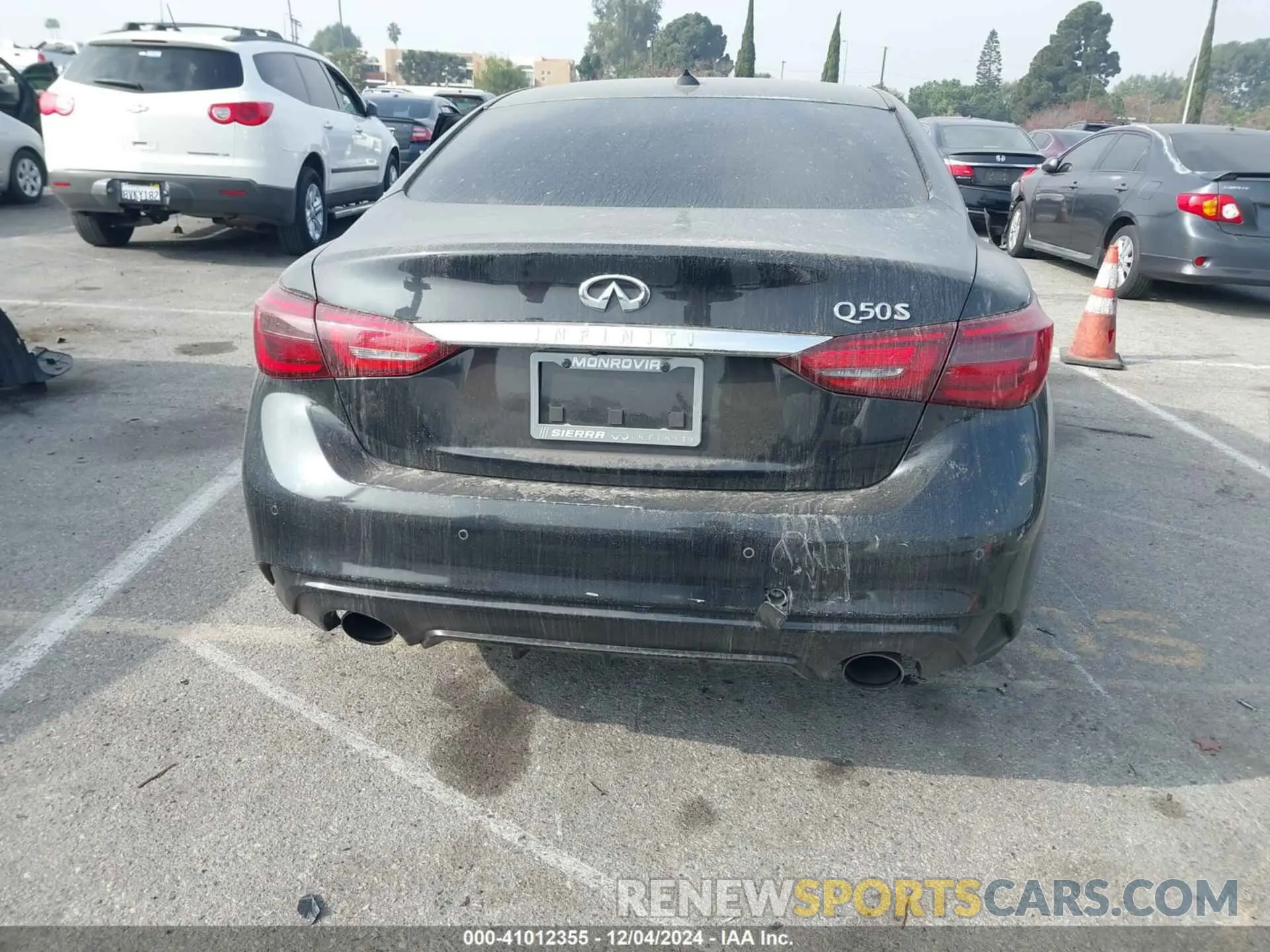 16 Photograph of a damaged car JN1EV7AP1LM200977 INFINITI Q50 2020