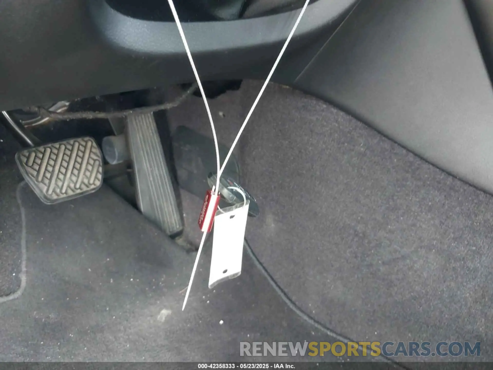 11 Photograph of a damaged car JN1EV7AP1LM201269 INFINITI Q50 2020