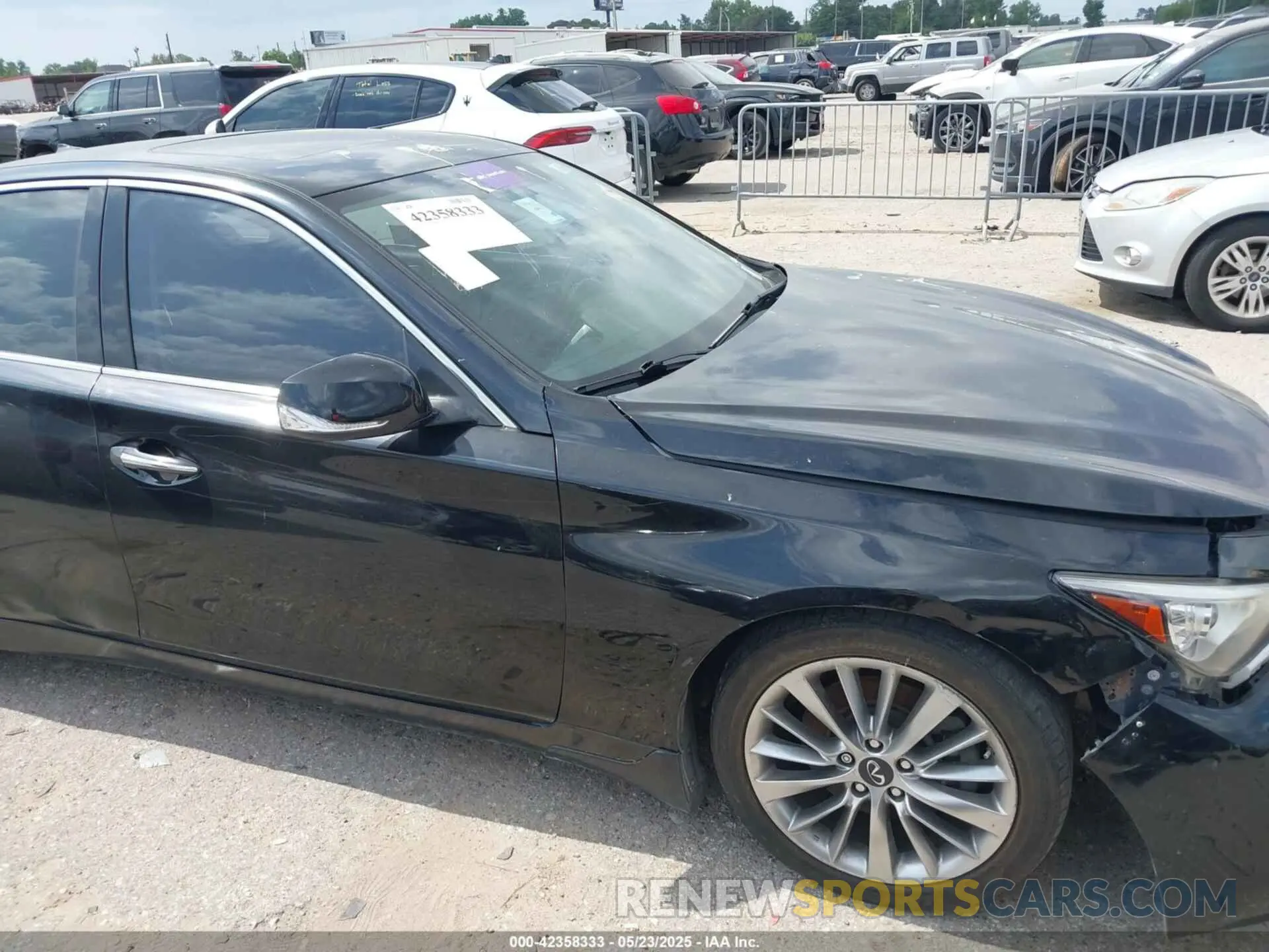 13 Photograph of a damaged car JN1EV7AP1LM201269 INFINITI Q50 2020
