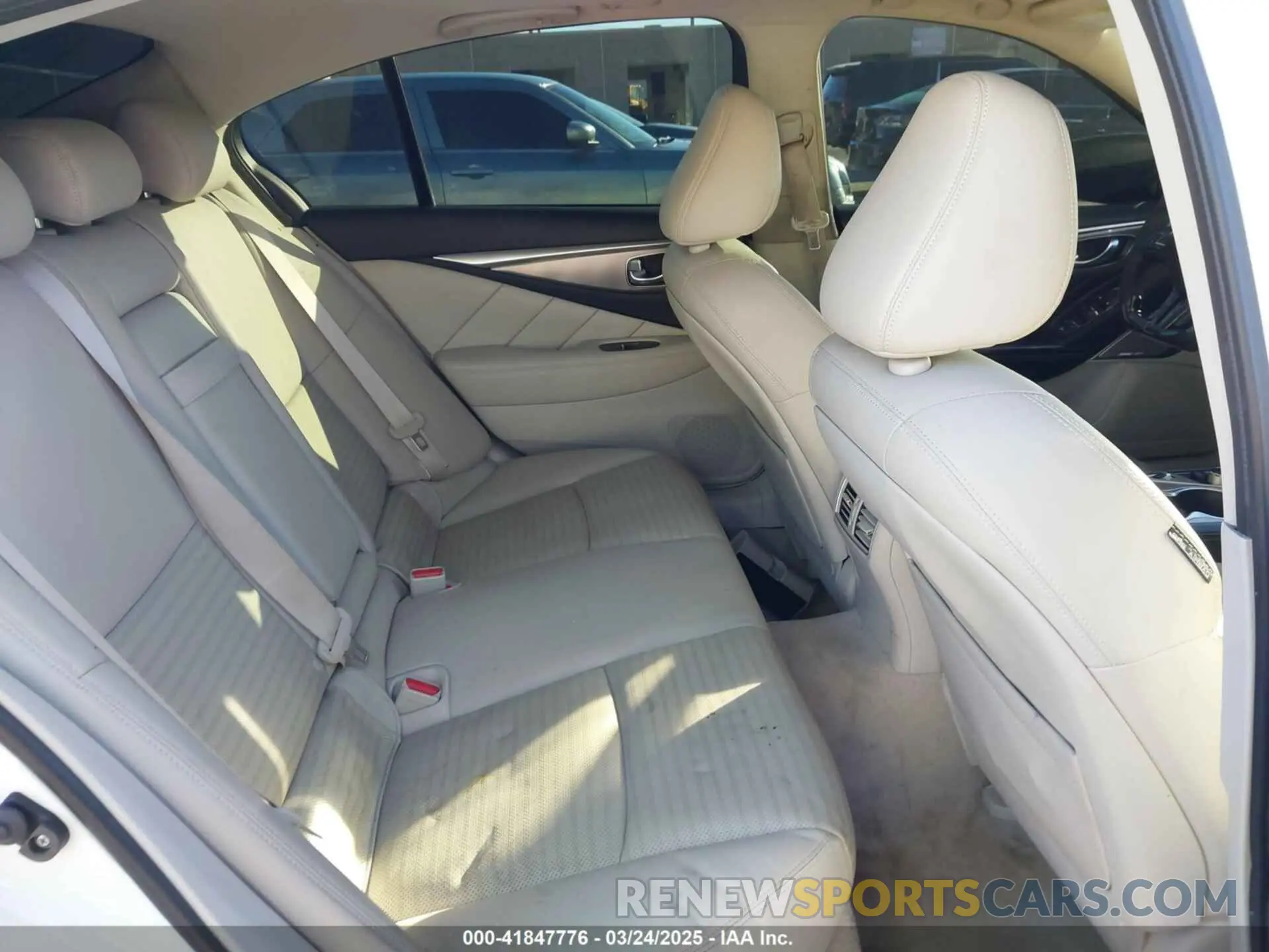 8 Photograph of a damaged car JN1EV7AP2LM200941 INFINITI Q50 2020