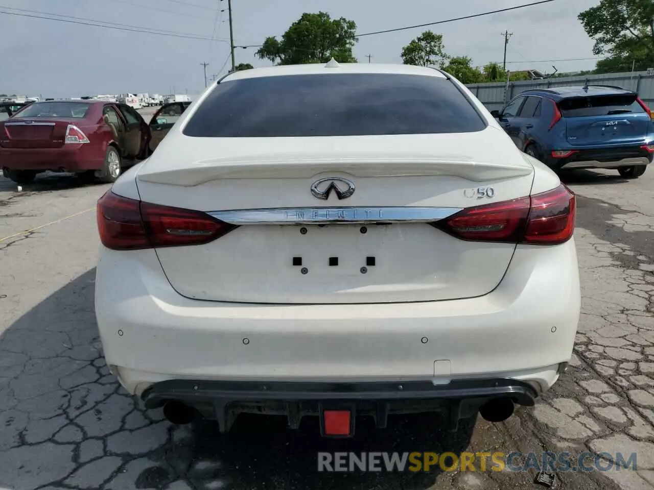 6 Photograph of a damaged car JN1EV7AP2LM206562 INFINITI Q50 2020