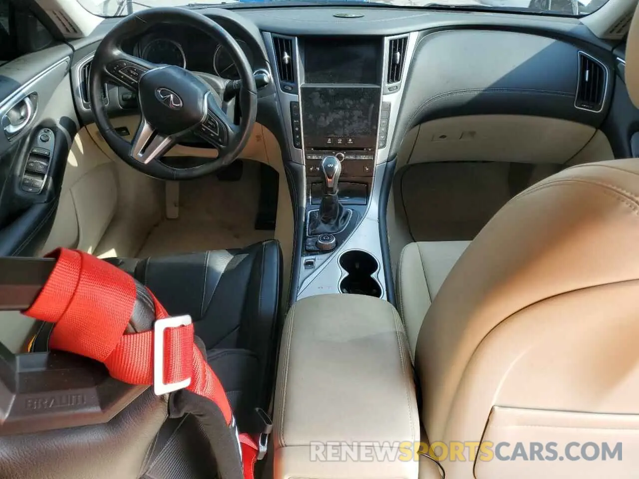 8 Photograph of a damaged car JN1EV7AP2LM206562 INFINITI Q50 2020