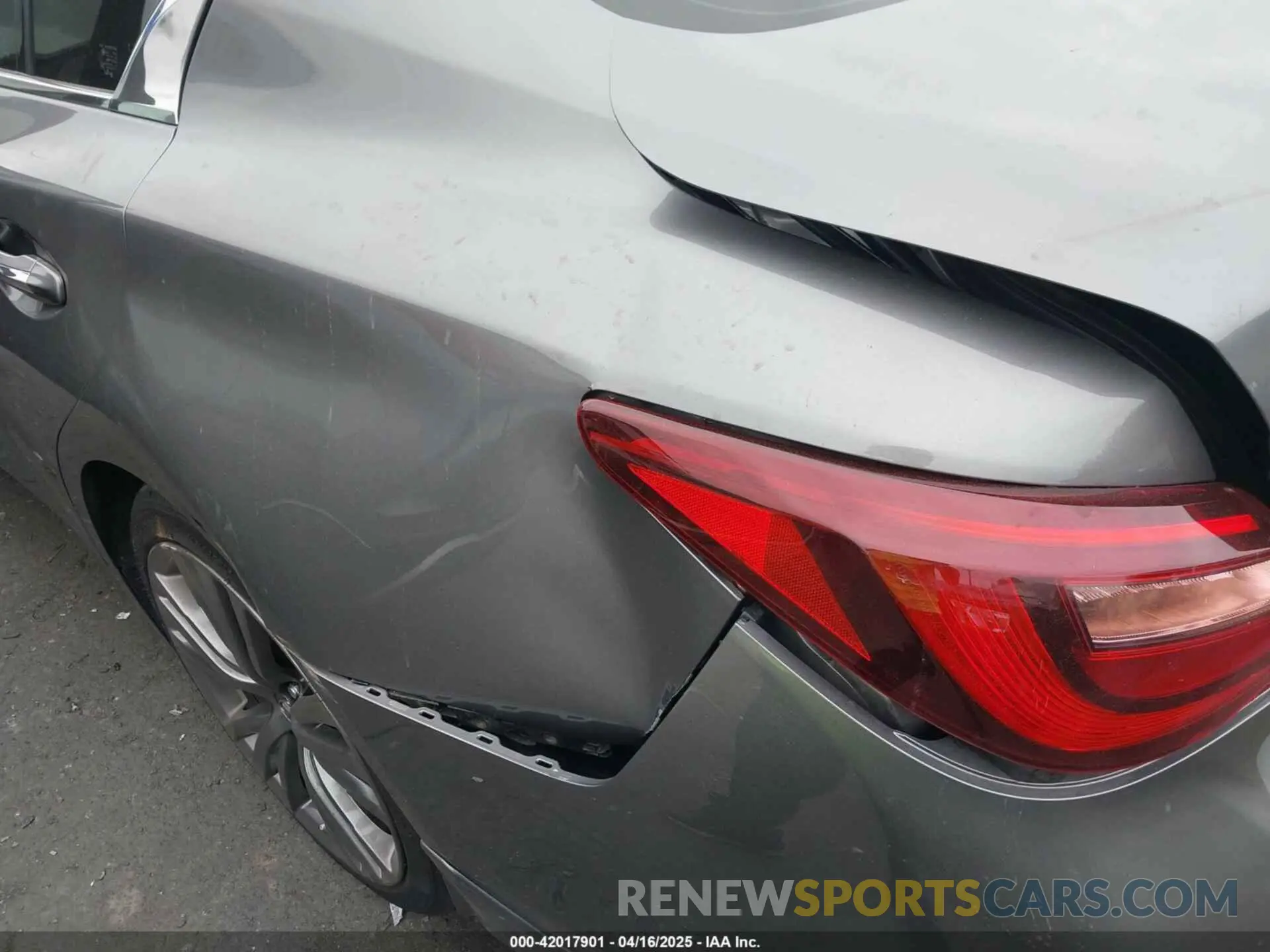 20 Photograph of a damaged car JN1EV7AP3LM208059 INFINITI Q50 2020