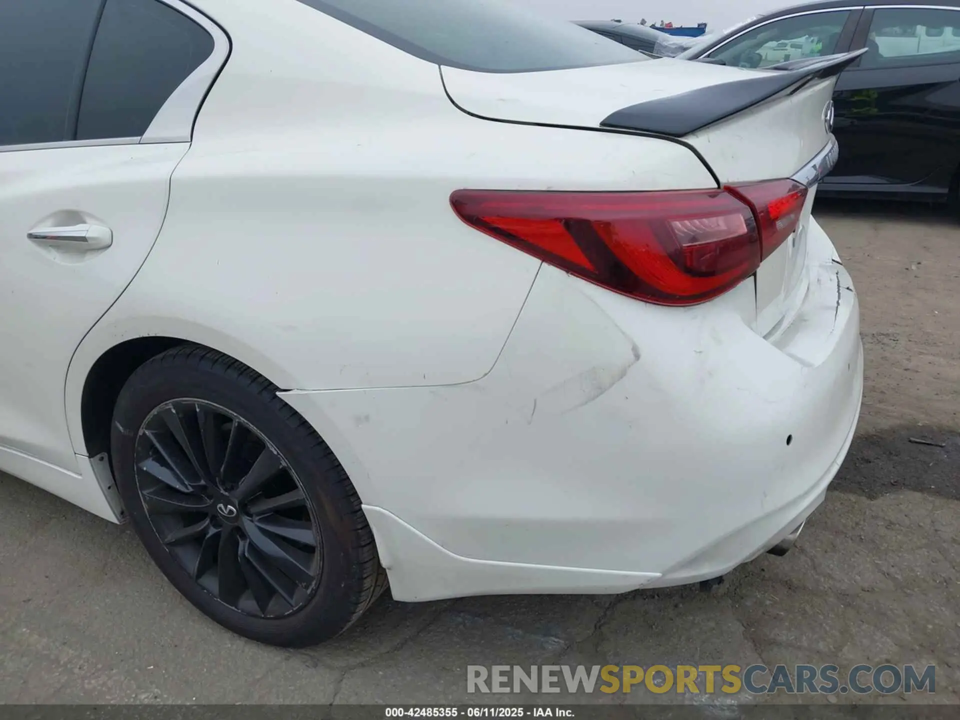 19 Photograph of a damaged car JN1EV7AP4LM202318 INFINITI Q50 2020