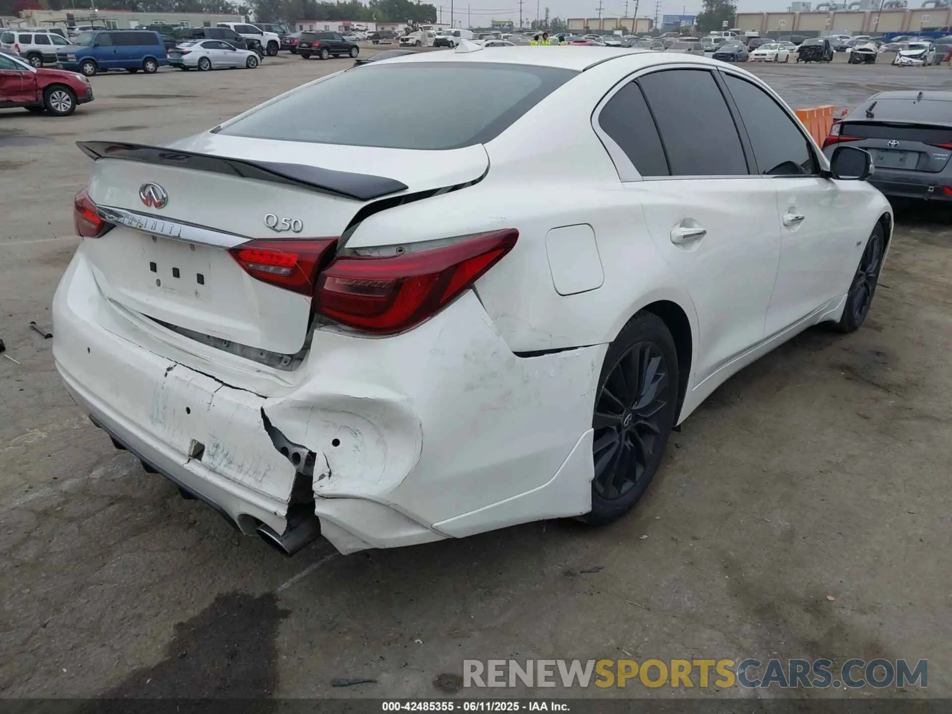 4 Photograph of a damaged car JN1EV7AP4LM202318 INFINITI Q50 2020