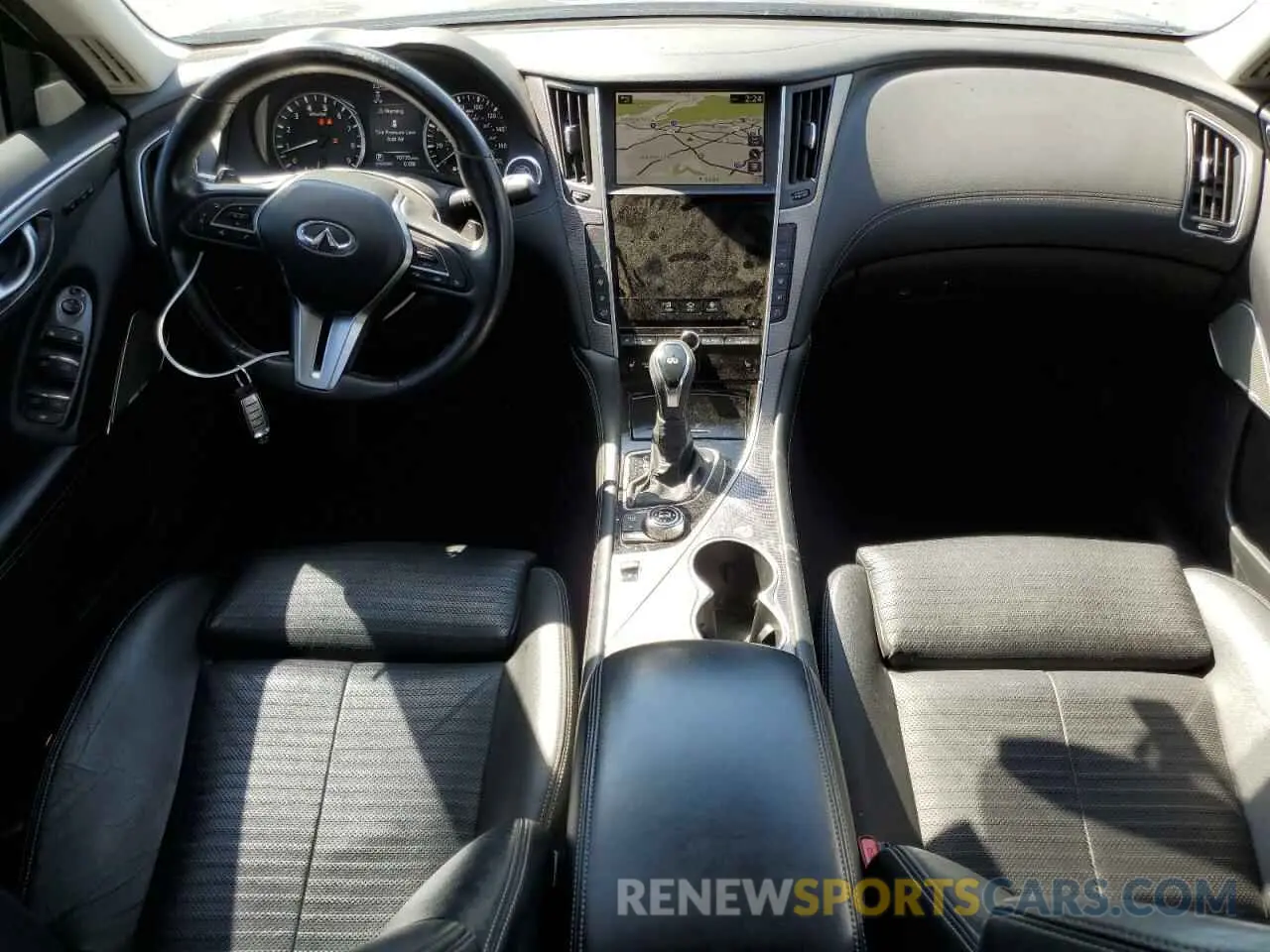 8 Photograph of a damaged car JN1EV7AP4LM208572 INFINITI Q50 2020