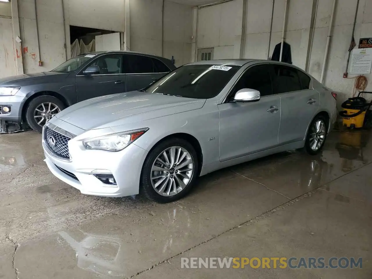 1 Photograph of a damaged car JN1EV7AP5LM206636 INFINITI Q50 2020
