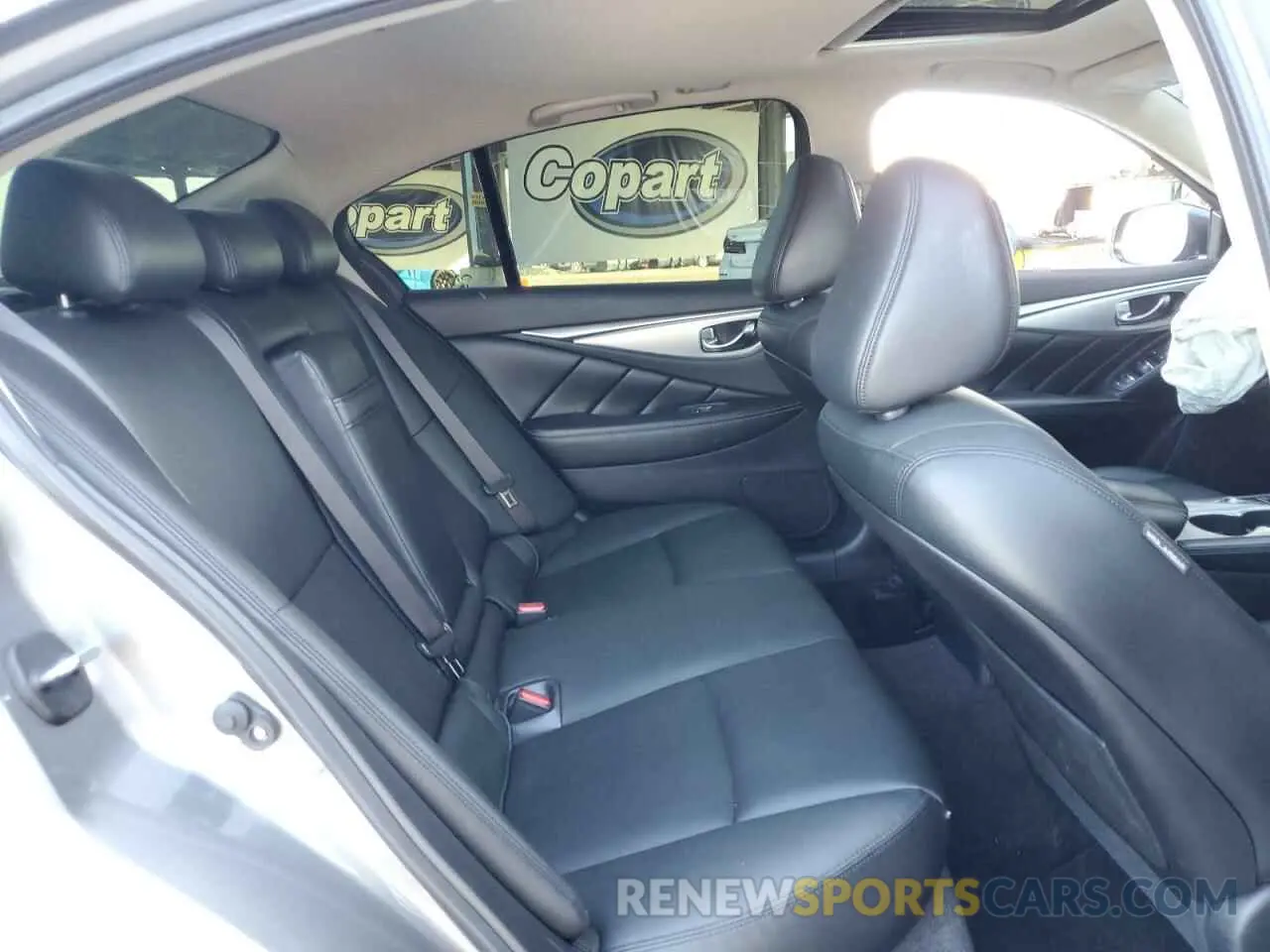 10 Photograph of a damaged car JN1EV7AP5LM208550 INFINITI Q50 2020