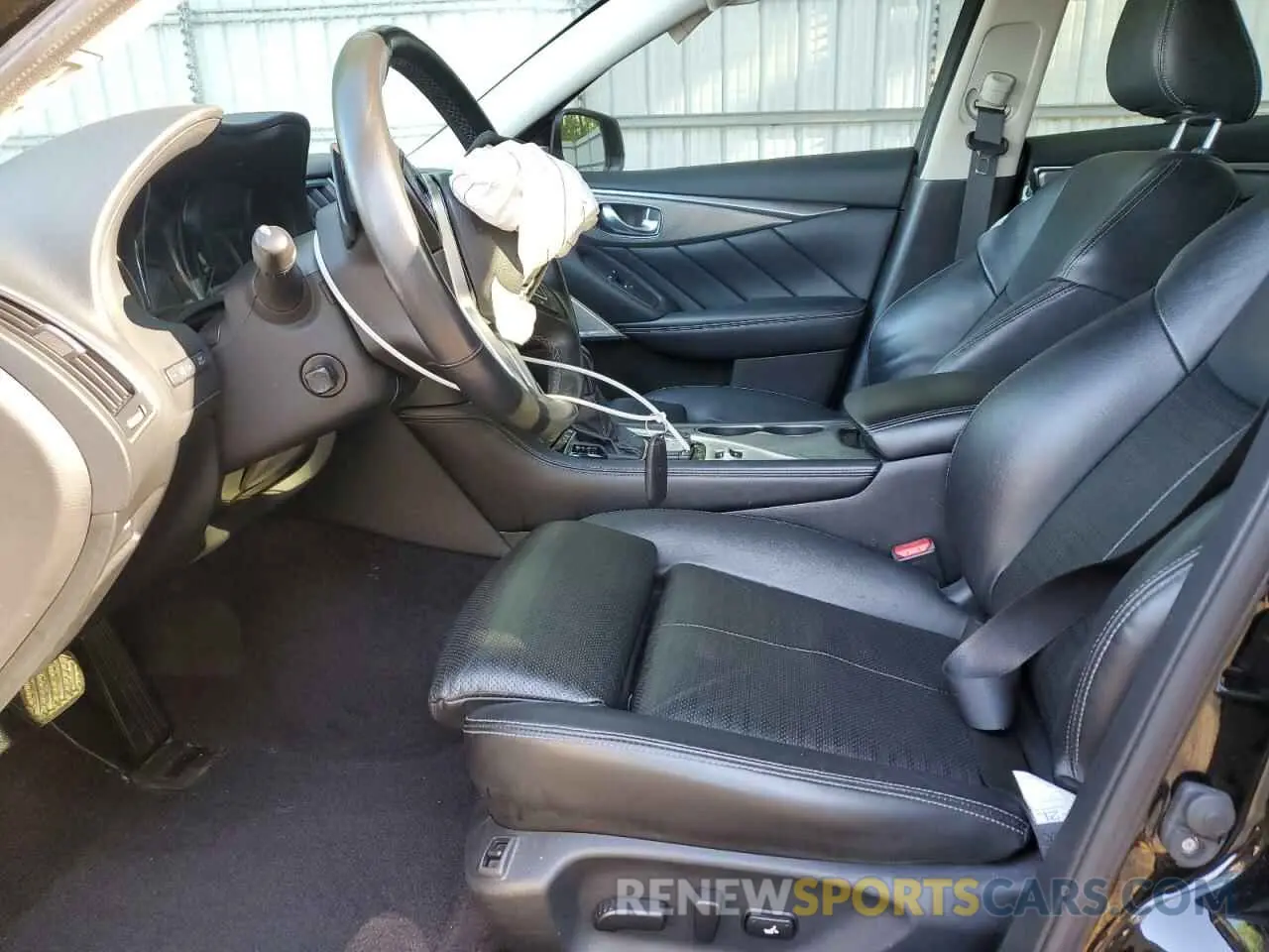 7 Photograph of a damaged car JN1EV7AP6LM201882 INFINITI Q50 2020