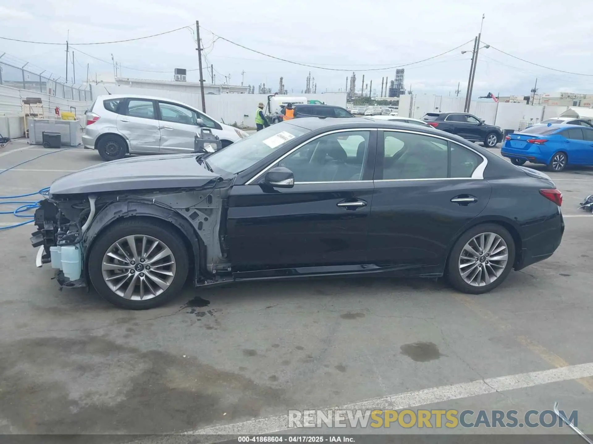 13 Photograph of a damaged car JN1EV7AP6LM206614 INFINITI Q50 2020